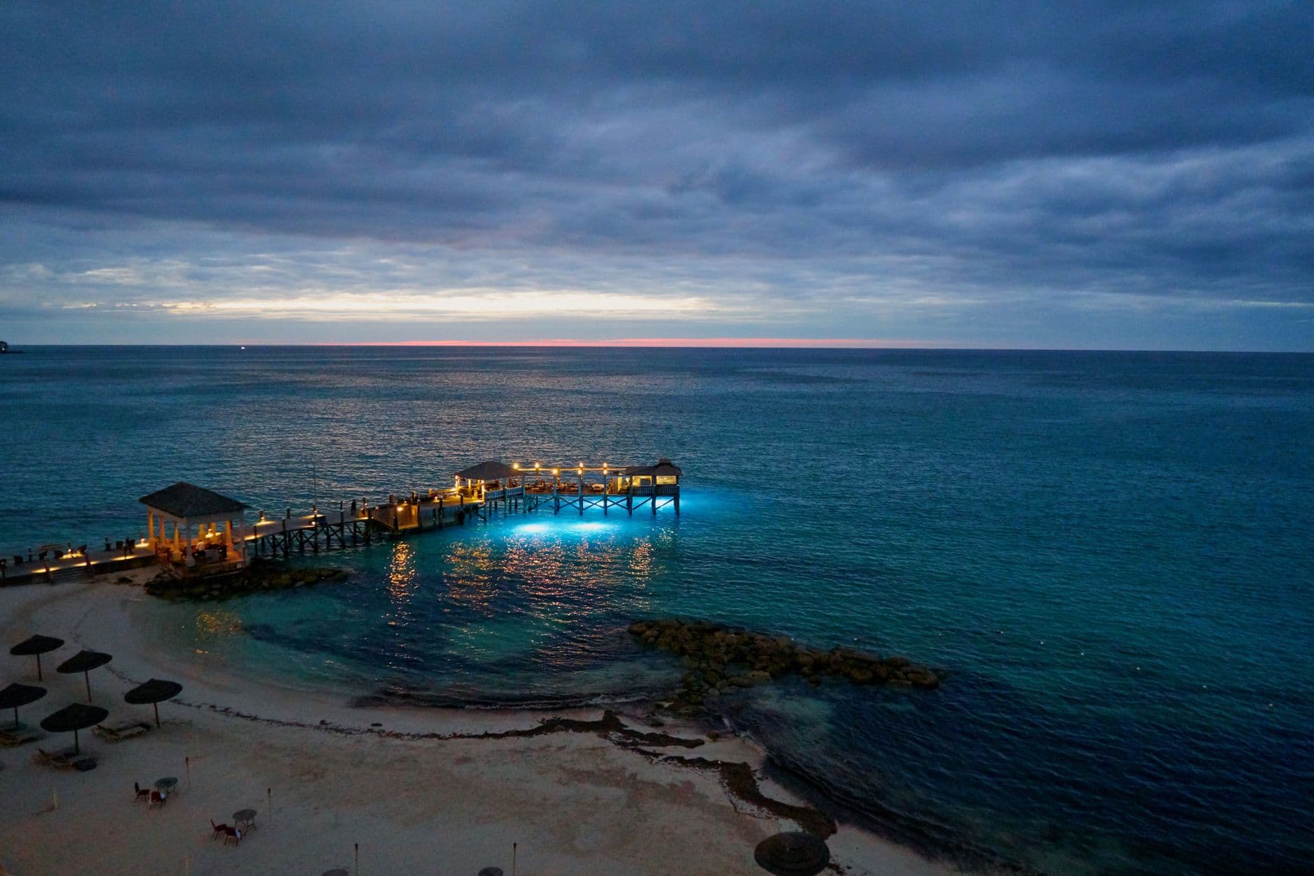 Bahamas 4