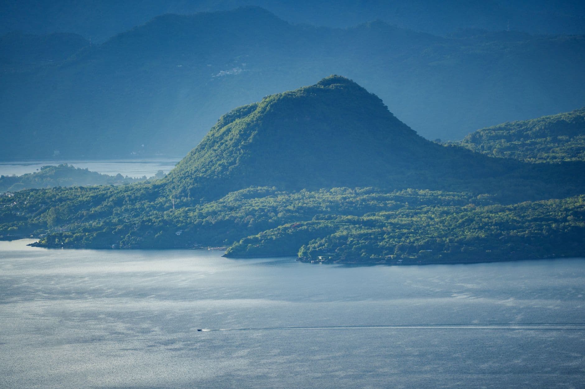 Dominica 6