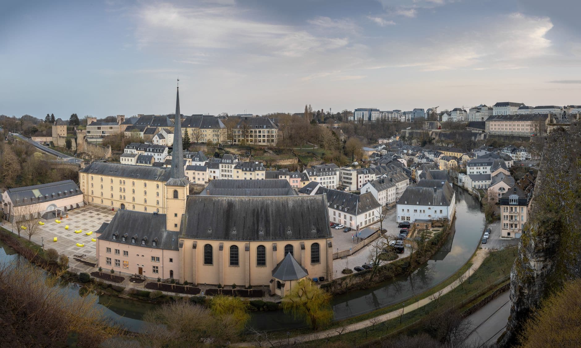 Luxembourg 9