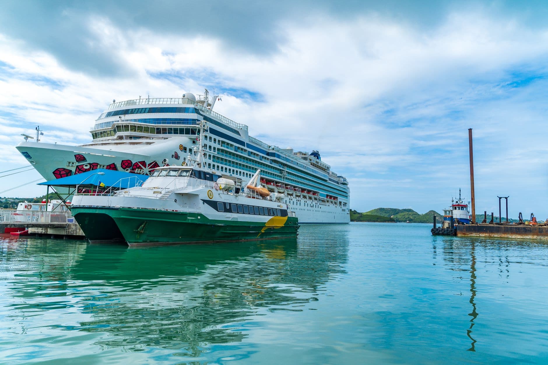 Saint Vincent and the Grenadines 8