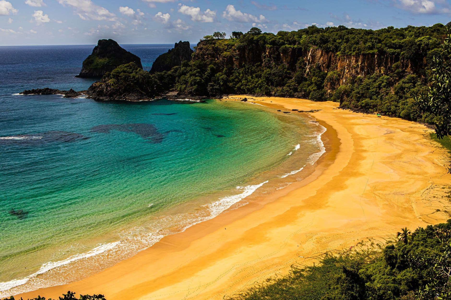 eSIM in Fernando de Noronha 1