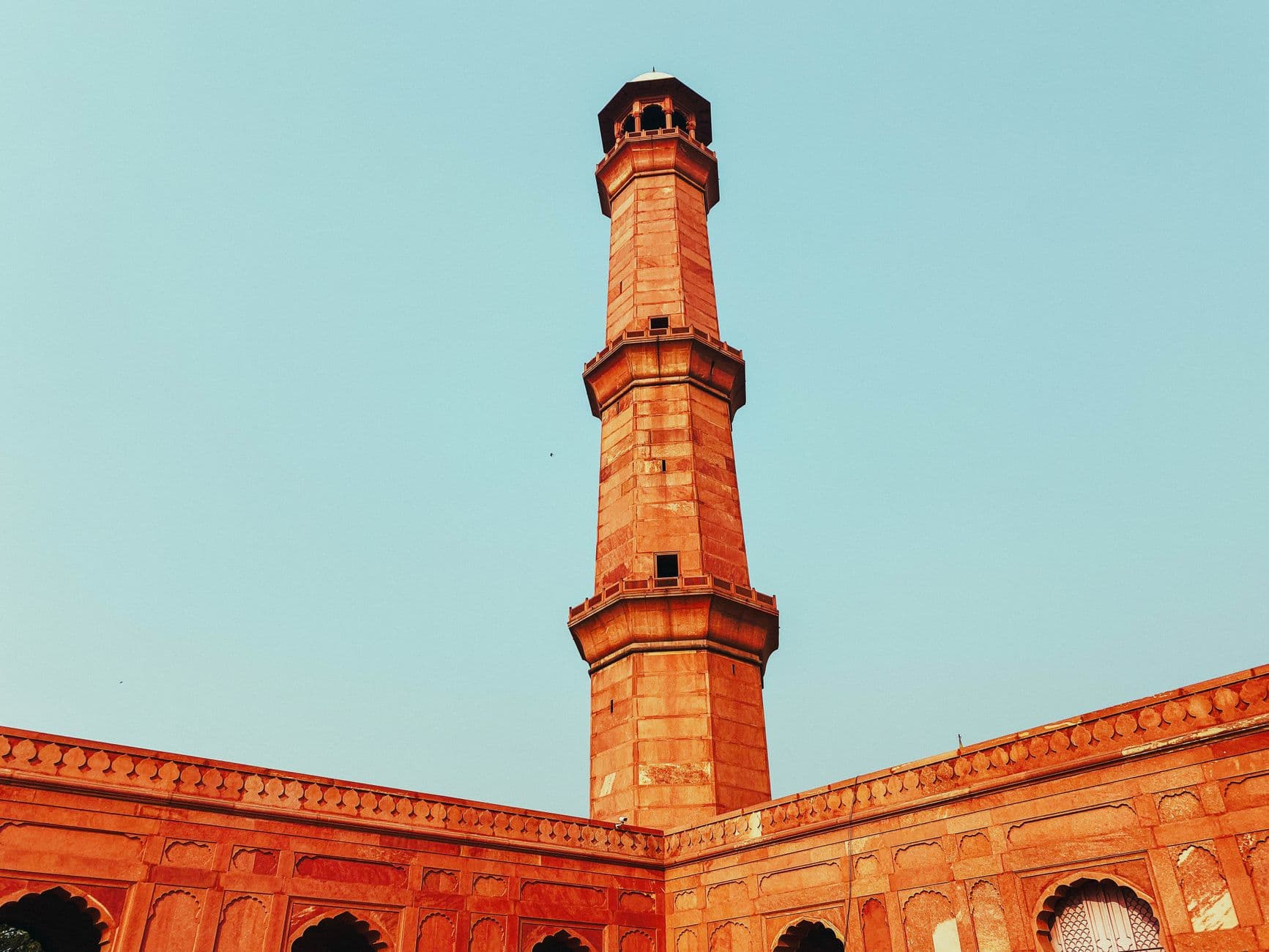 eSIM in Lahore 1
