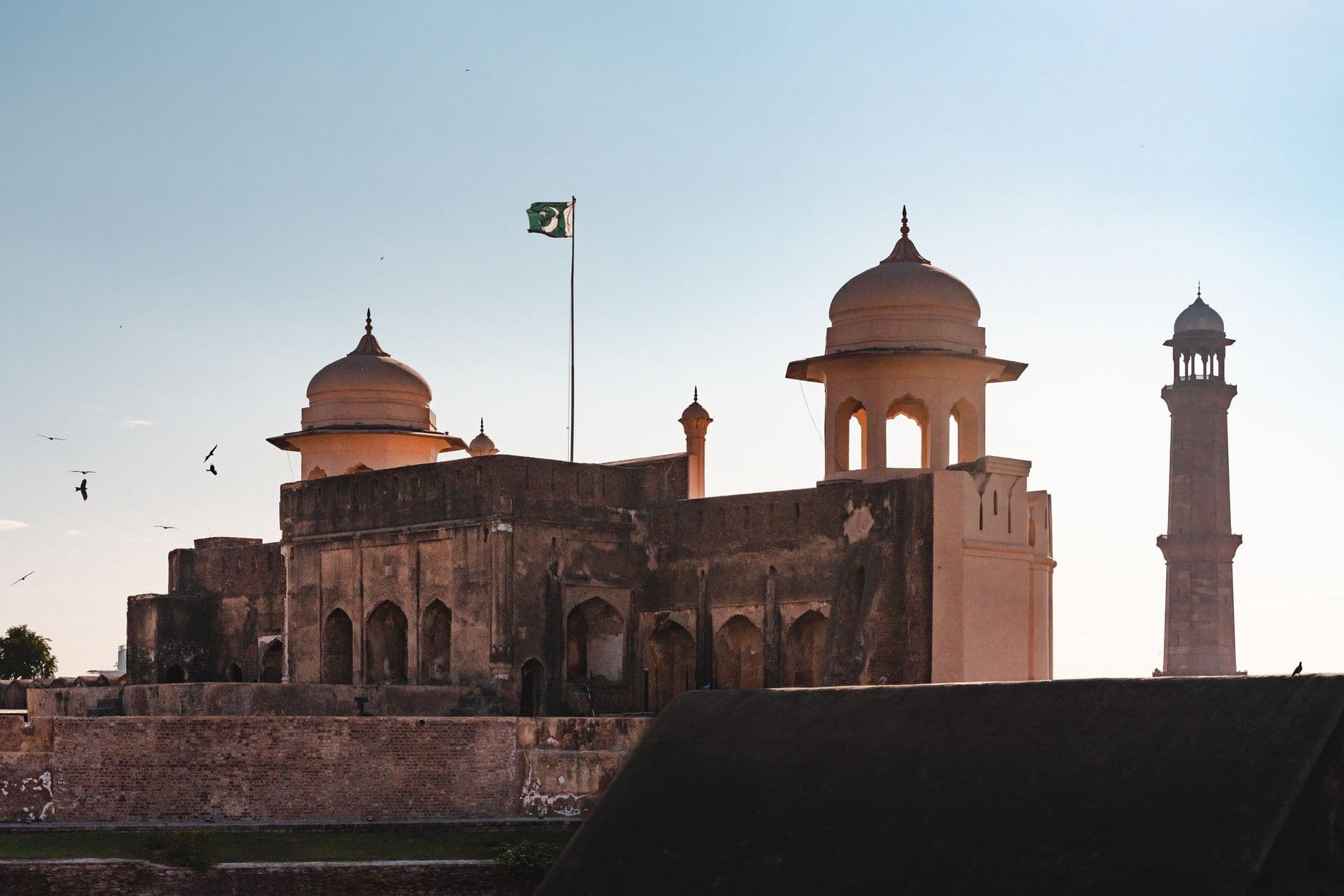 eSIM in Lahore 2