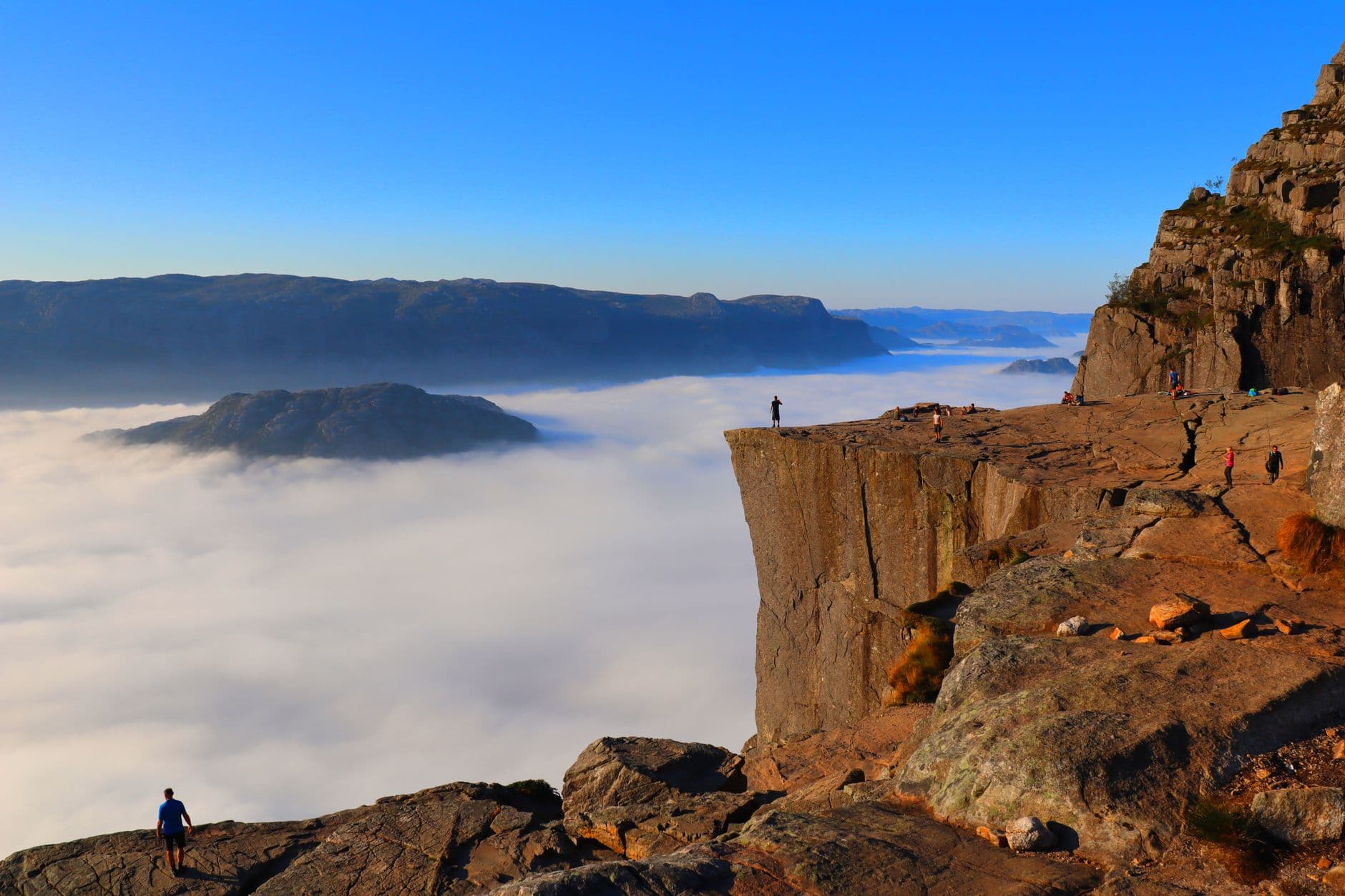 eSIM in Preikestolen 2