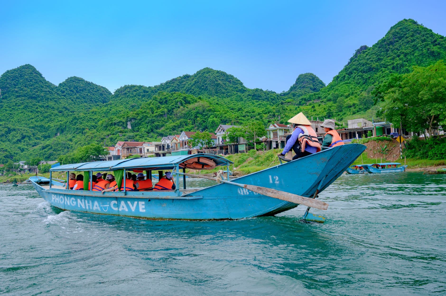 eSIM in Phong Nha Caves 2