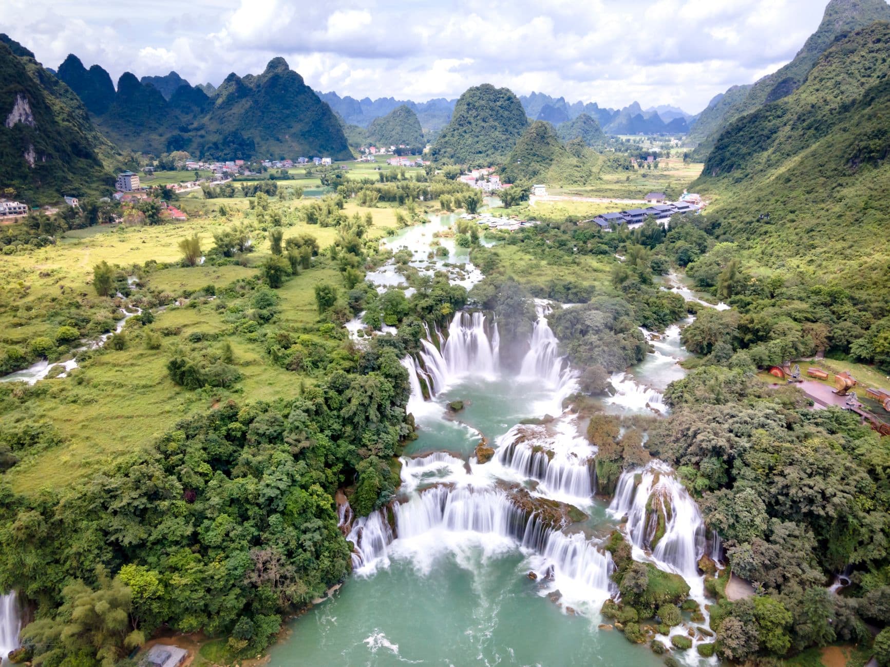eSIM in Ban Gioc Falls 2