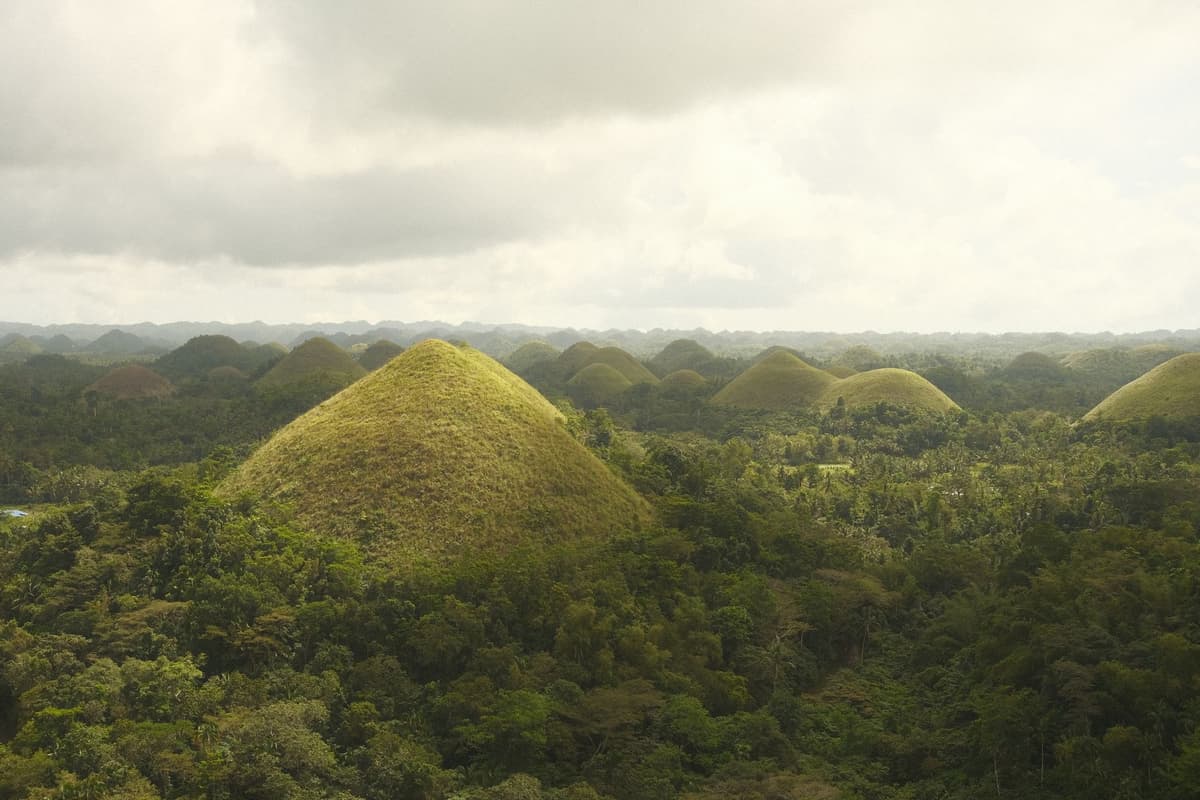 eSIM in Chocolate Hills Bohol 2