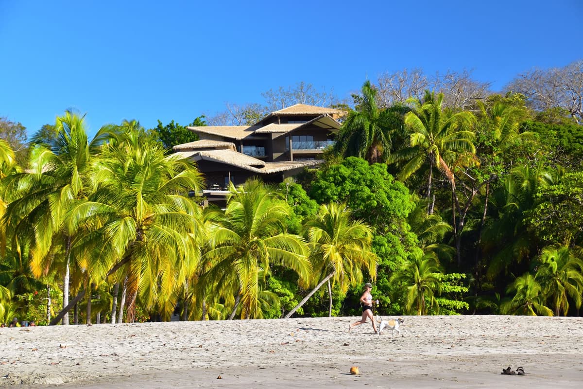 eSIM in Santa Teresa Costa Rica 2