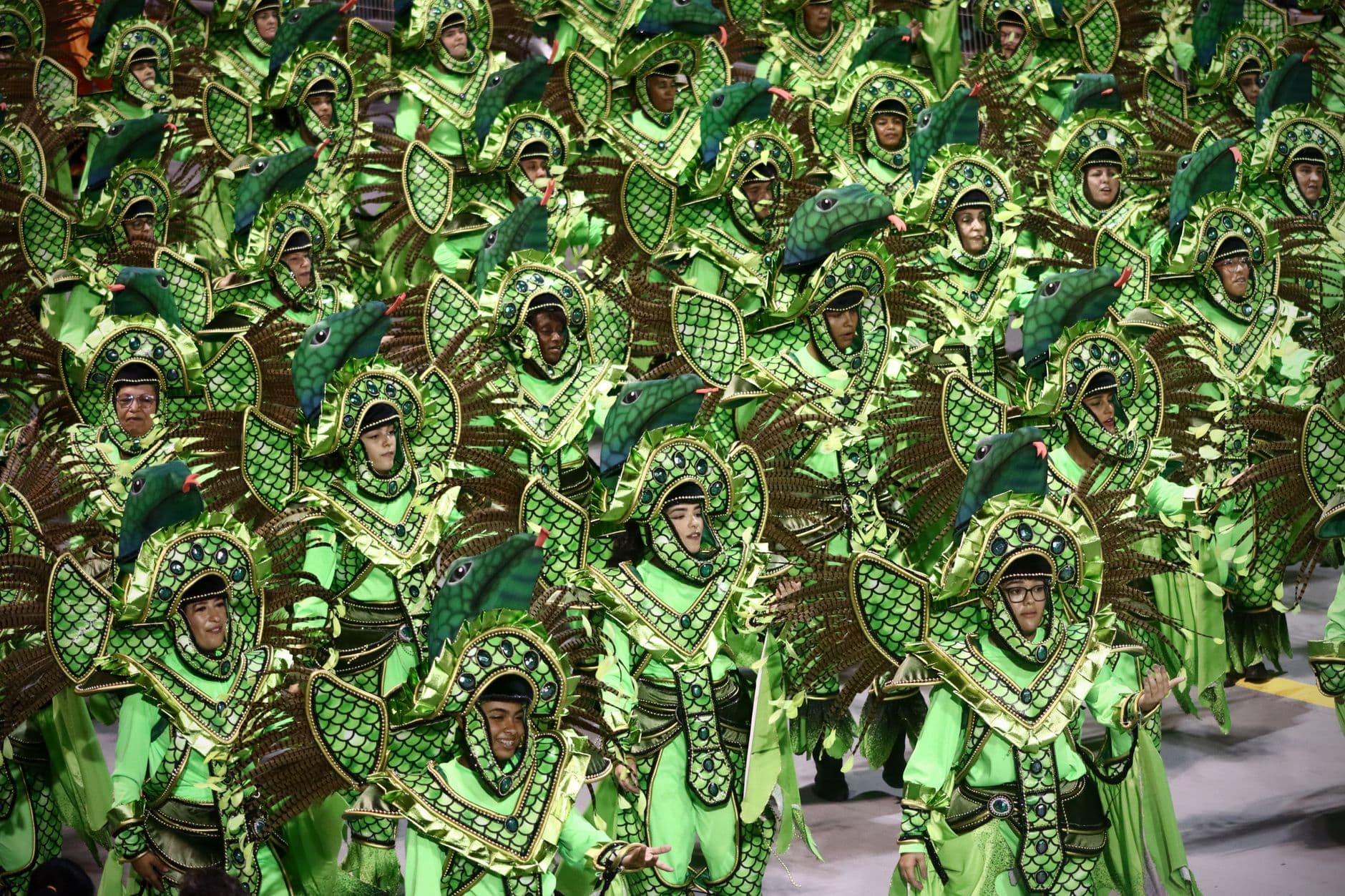 eSIM in Rio Carnival 1