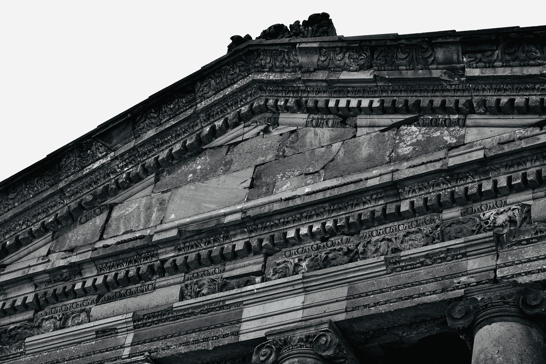 eSIM in Garni Temple 1
