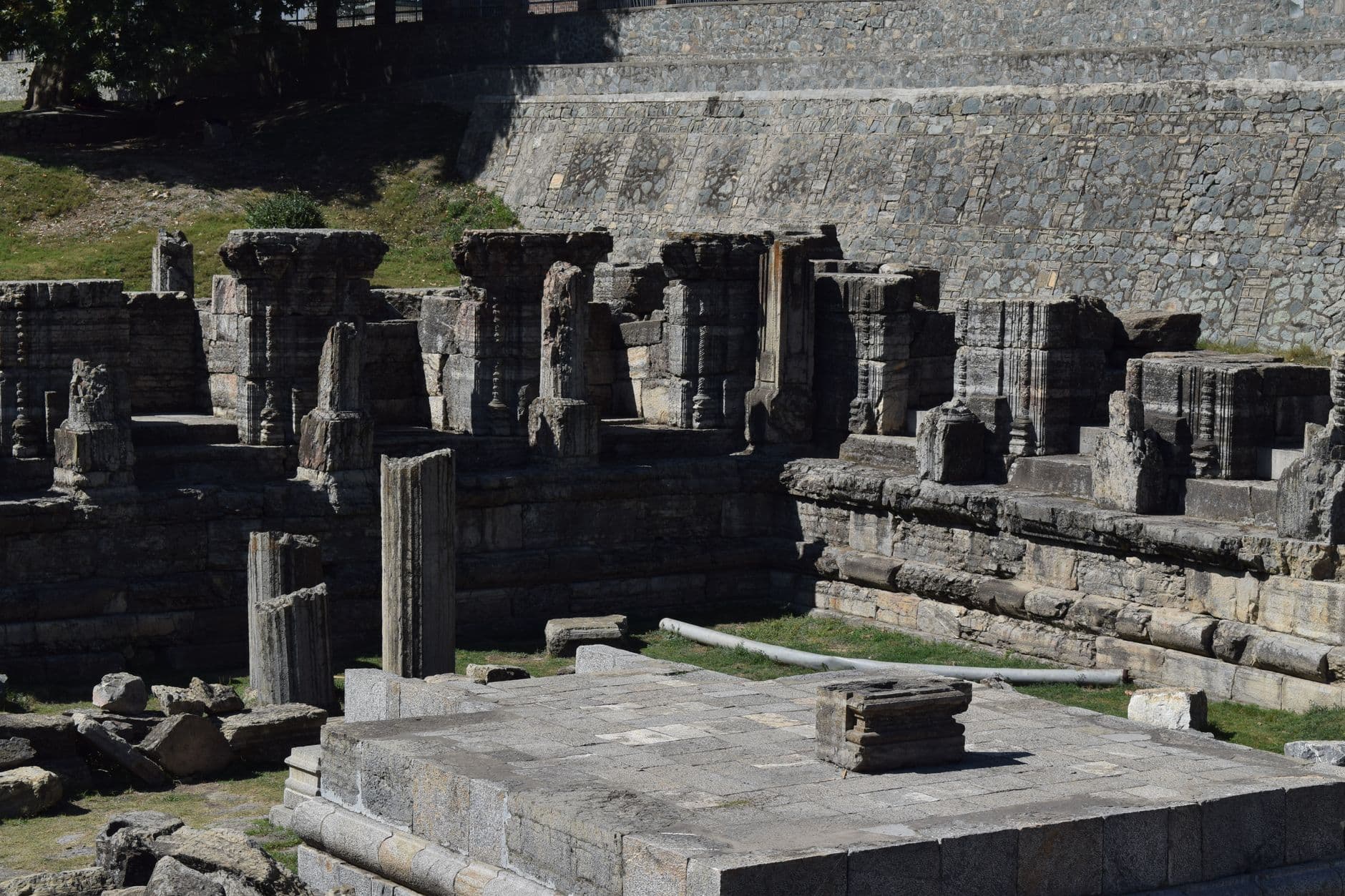 eSIM in Garni Temple 2