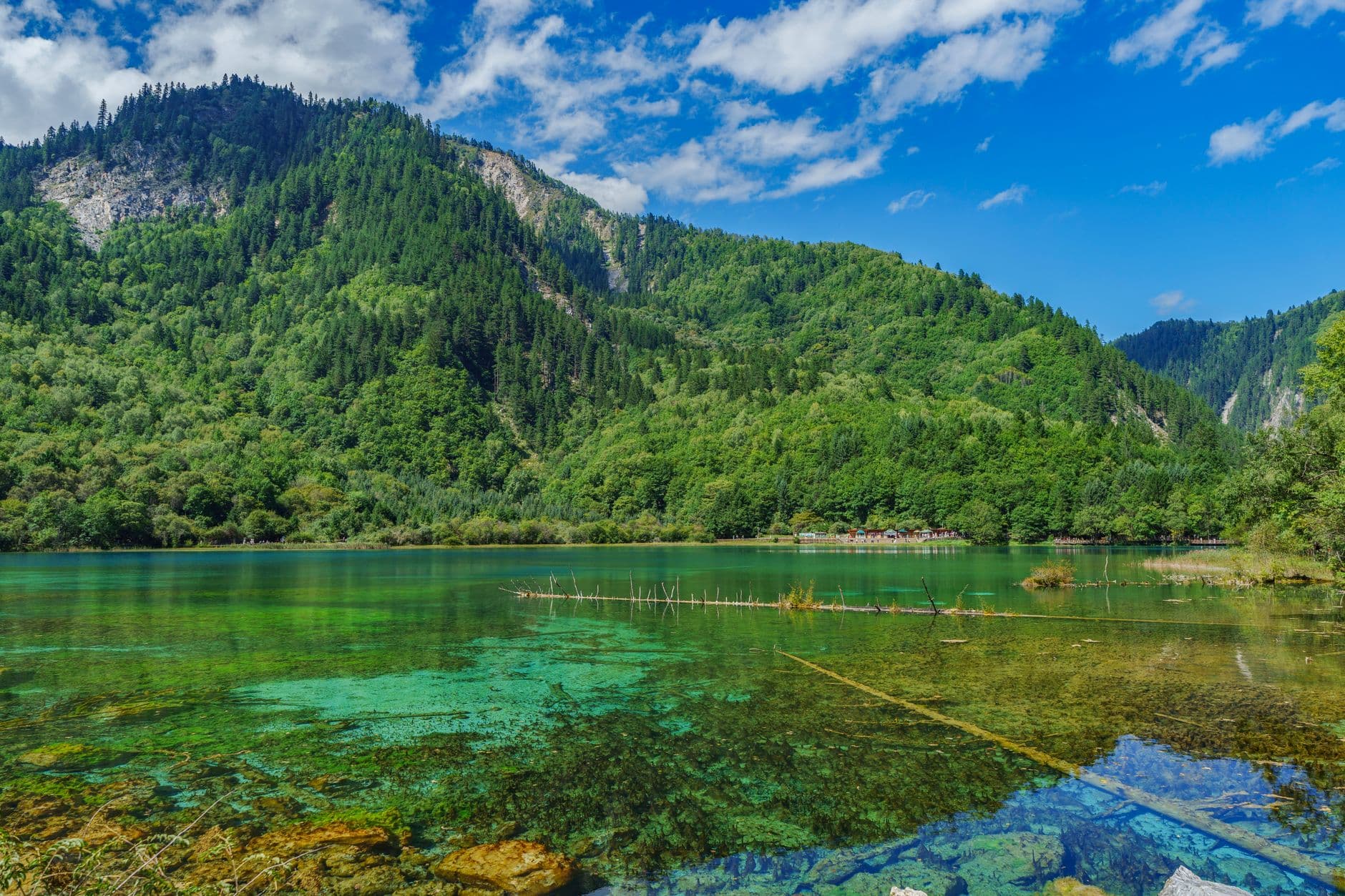 eSIM in Jiuzhaigou Valley 2