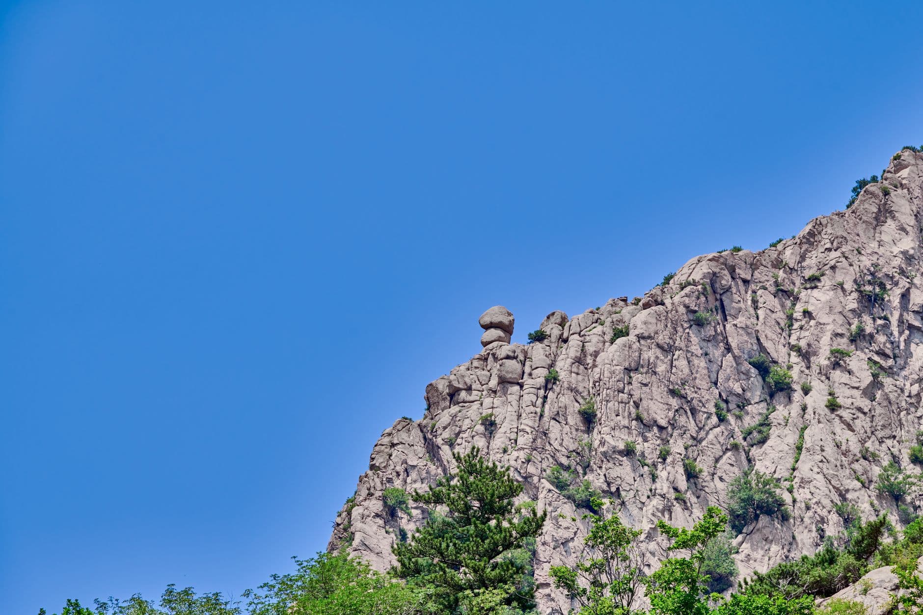 eSIM in Belogradchik Rocks 2