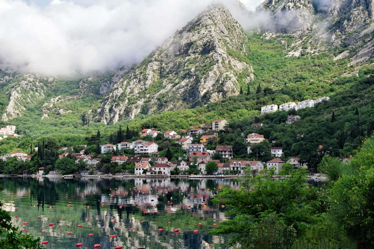 eSIM in Bay of Kotor 1