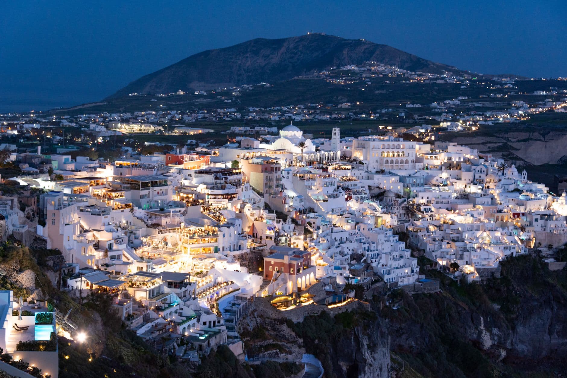 eSIM in Santorini 1