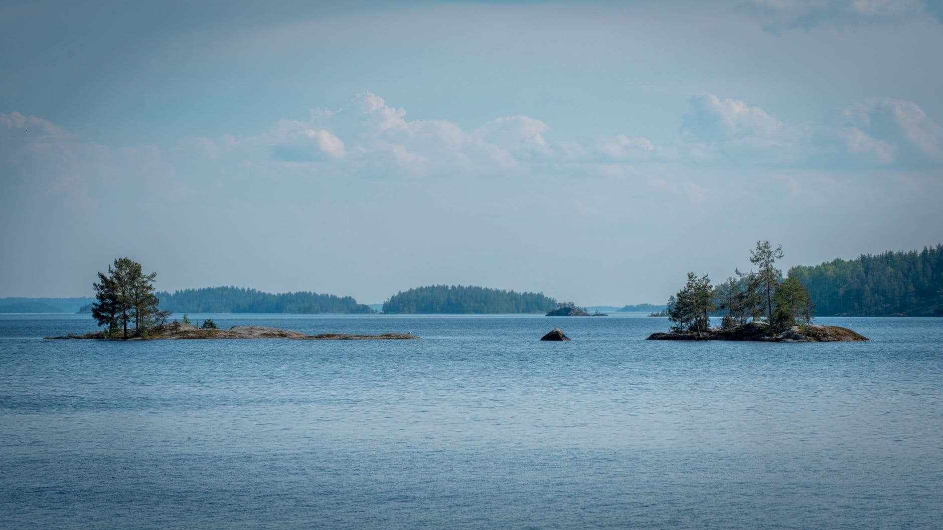 eSIM in Lakeland Finland 1