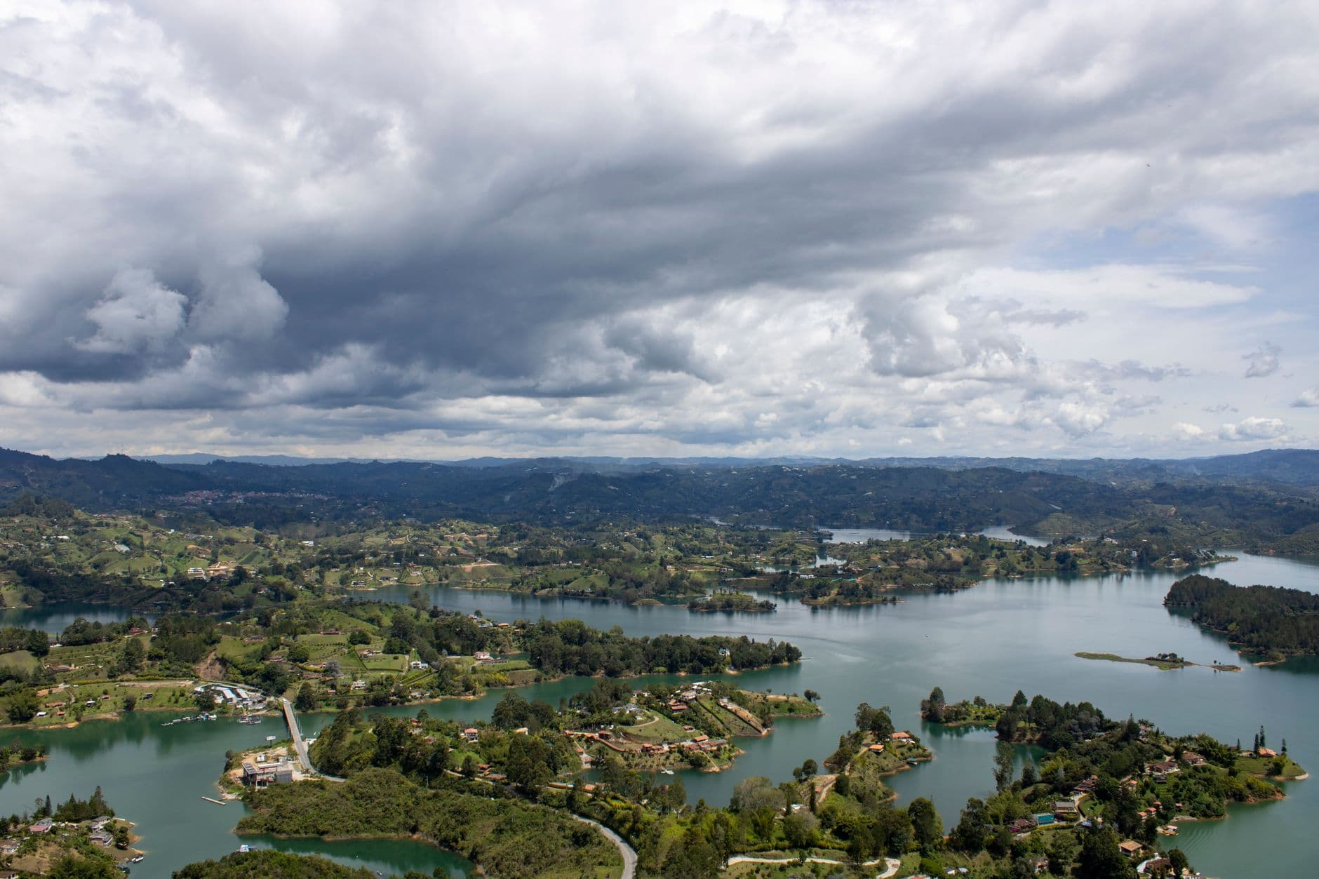 eSIM in Lake Bunyonyi 1
