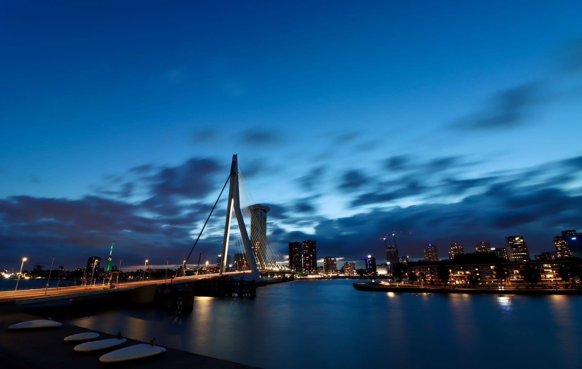 eSIM in Rotterdam 1
