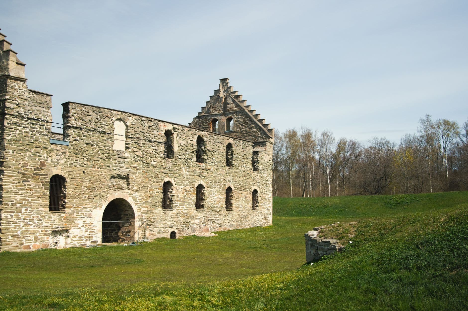 eSIM in Trakai Island Castle 2