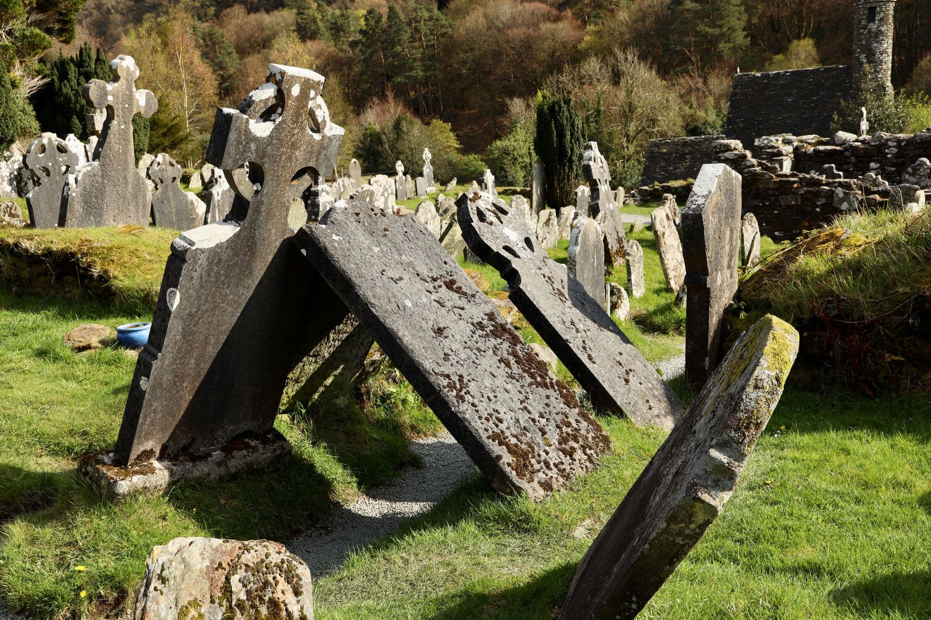 eSIM in Hill of Crosses 1