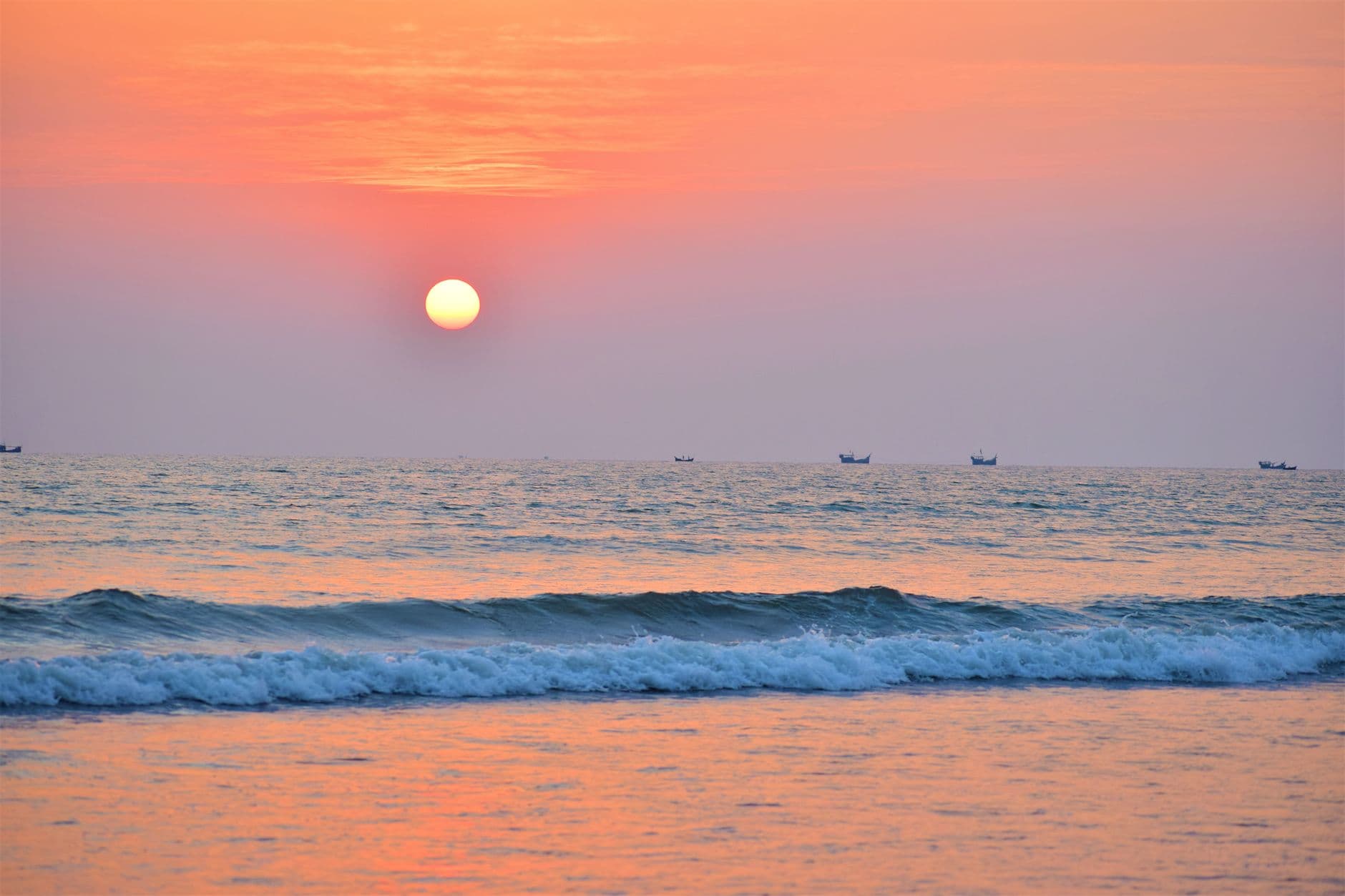 eSIM in Cox's Bazar Beach 1