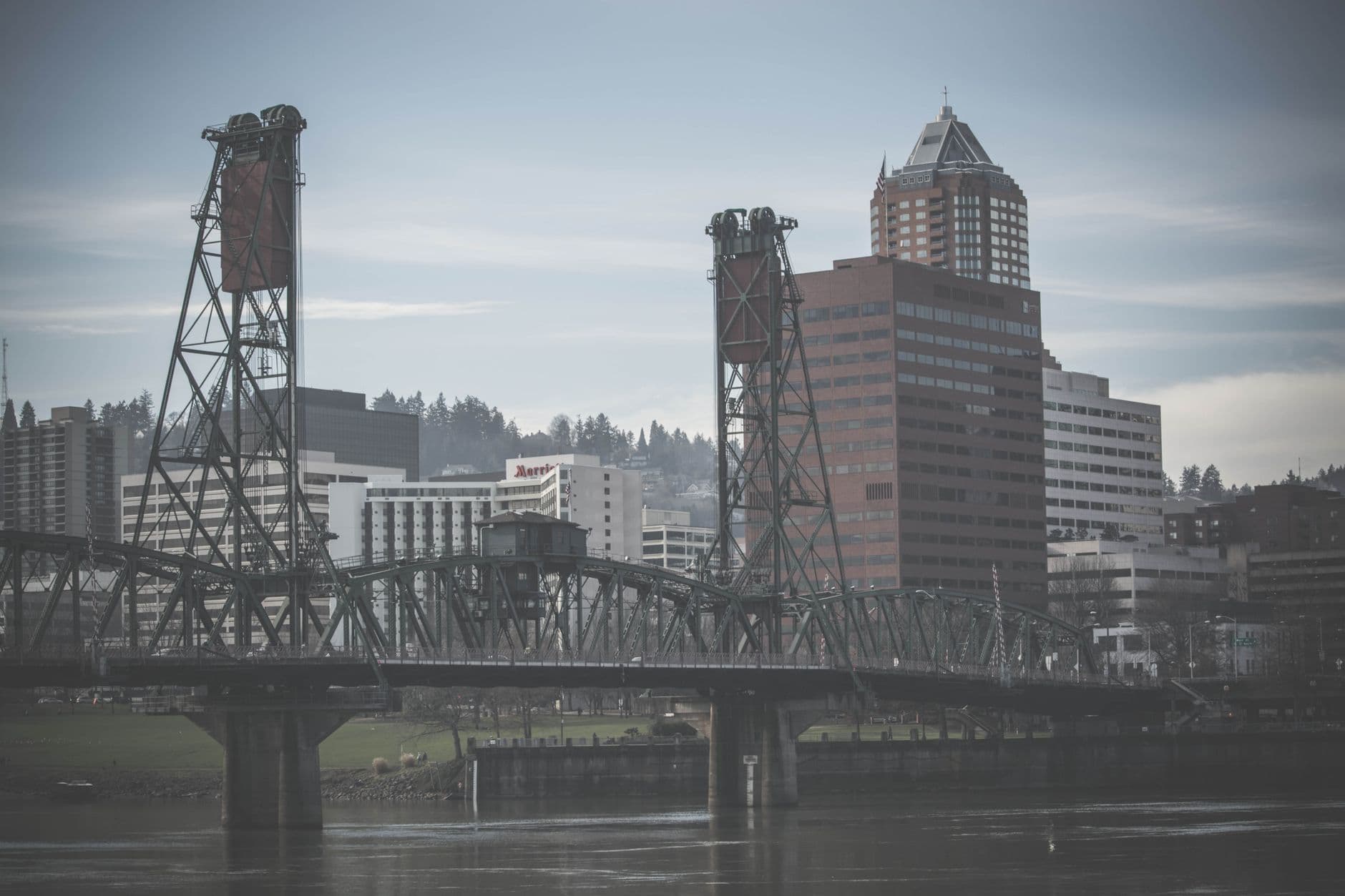 eSIM in Portland 1