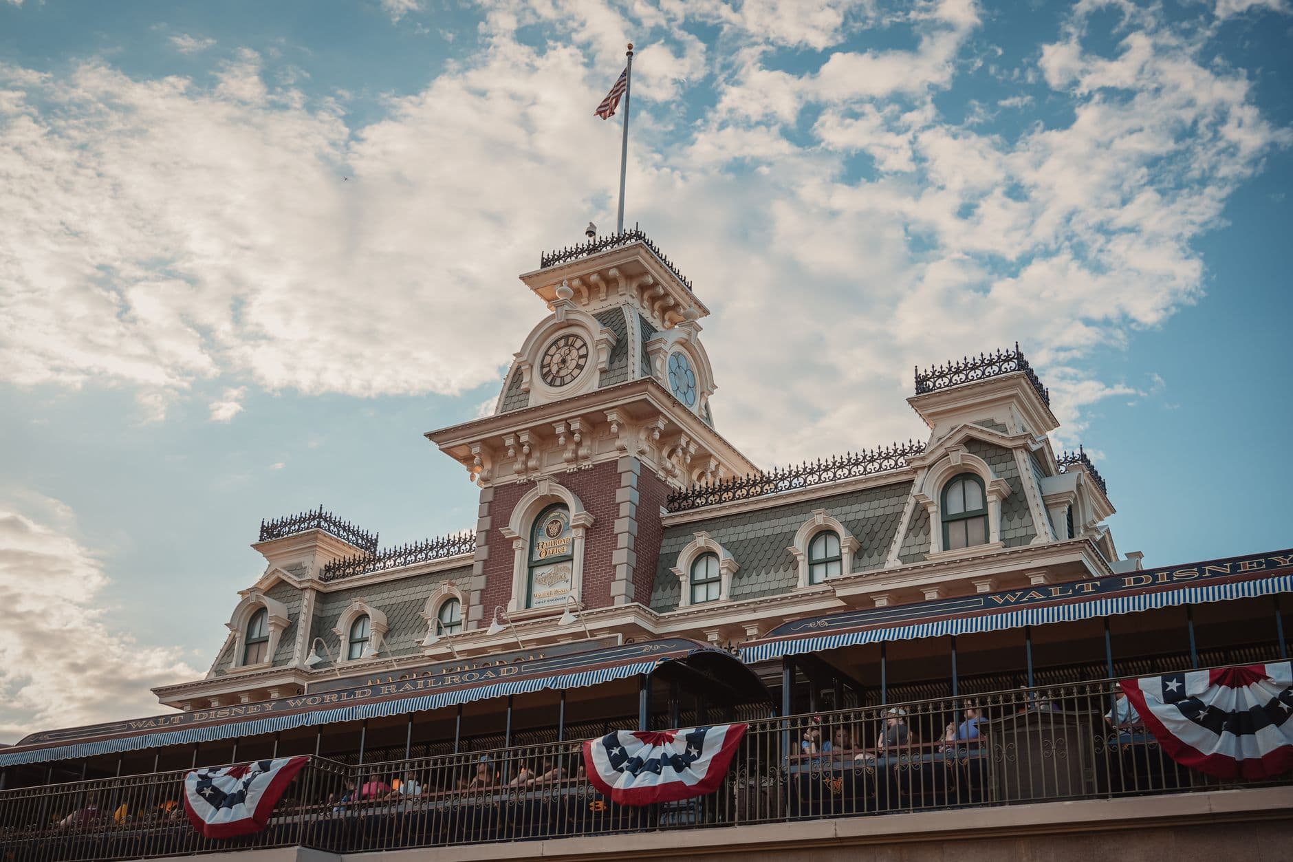 eSIM in Walt Disney World 1