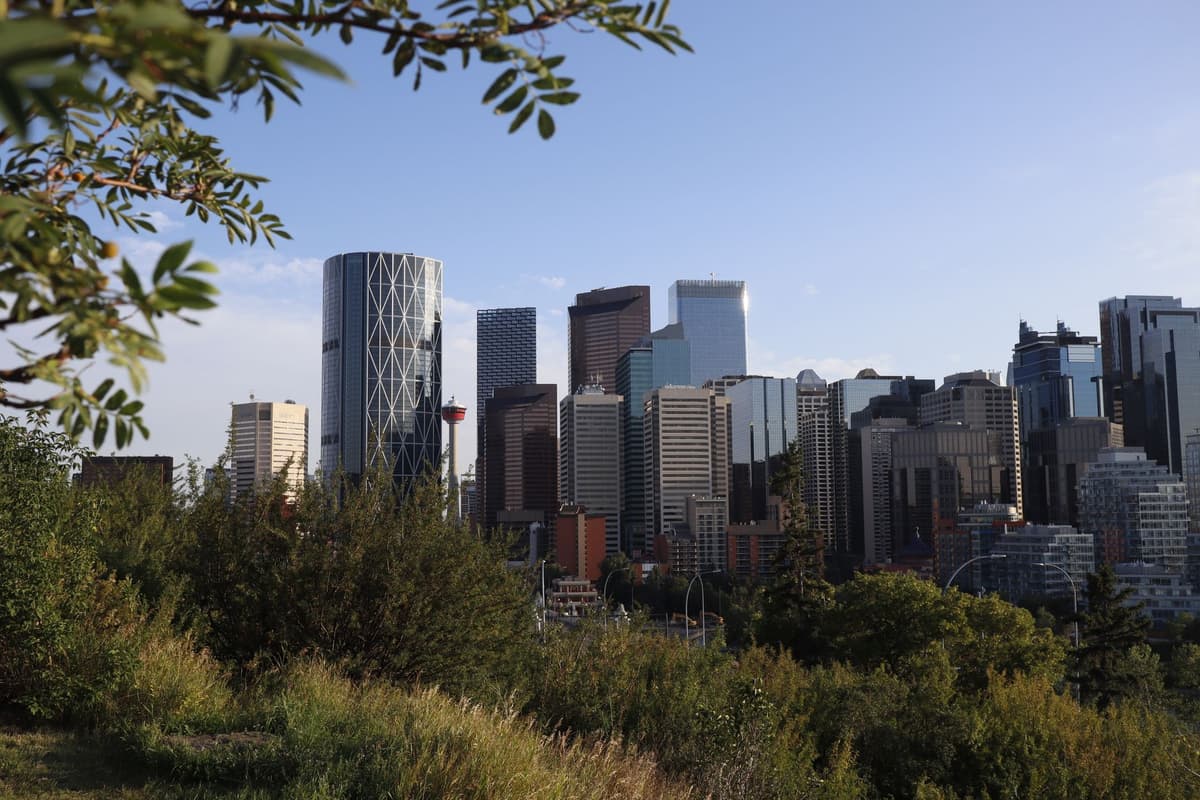 eSIM in Calgary 1