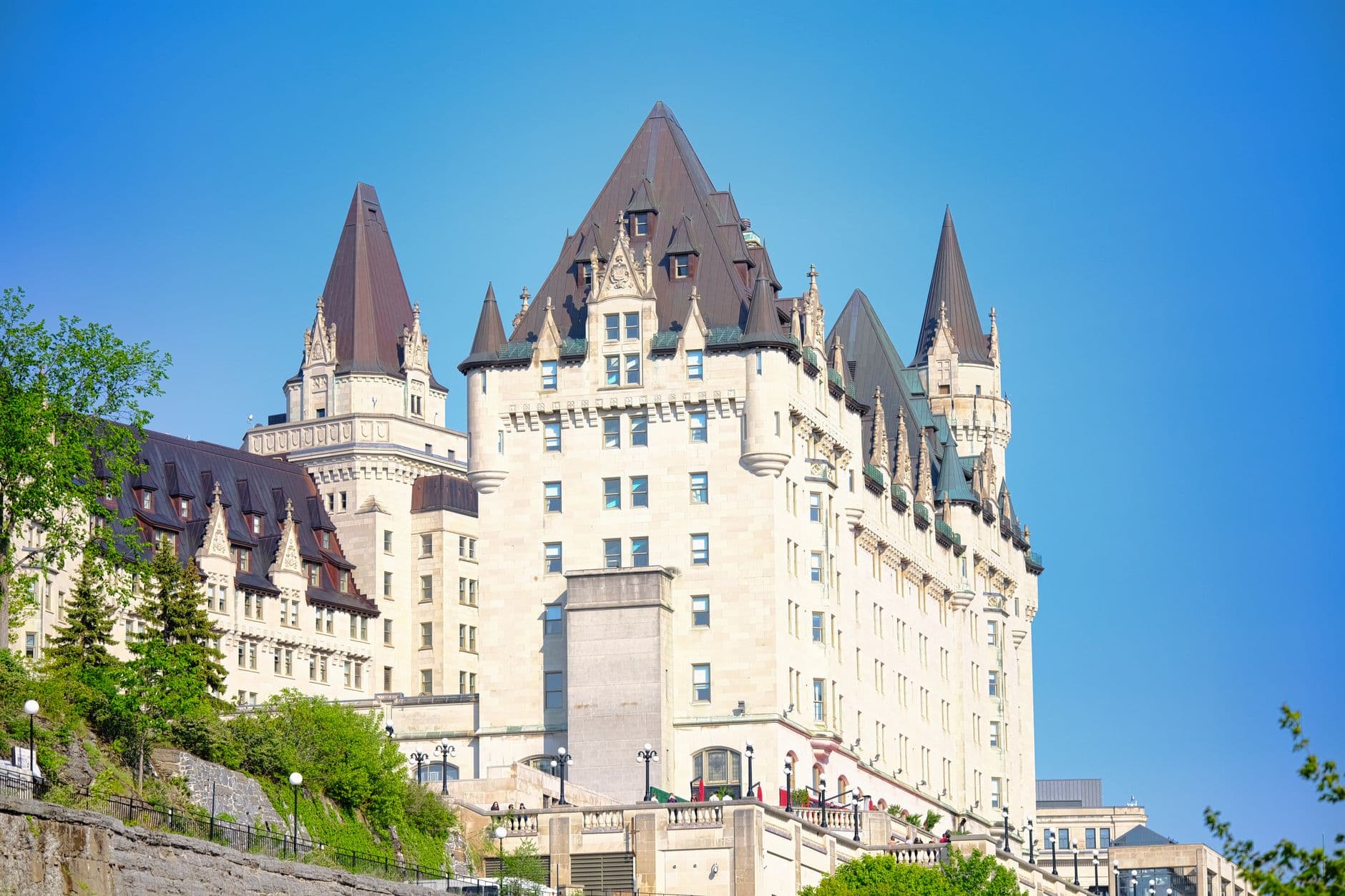 eSIM in Ottawa 1