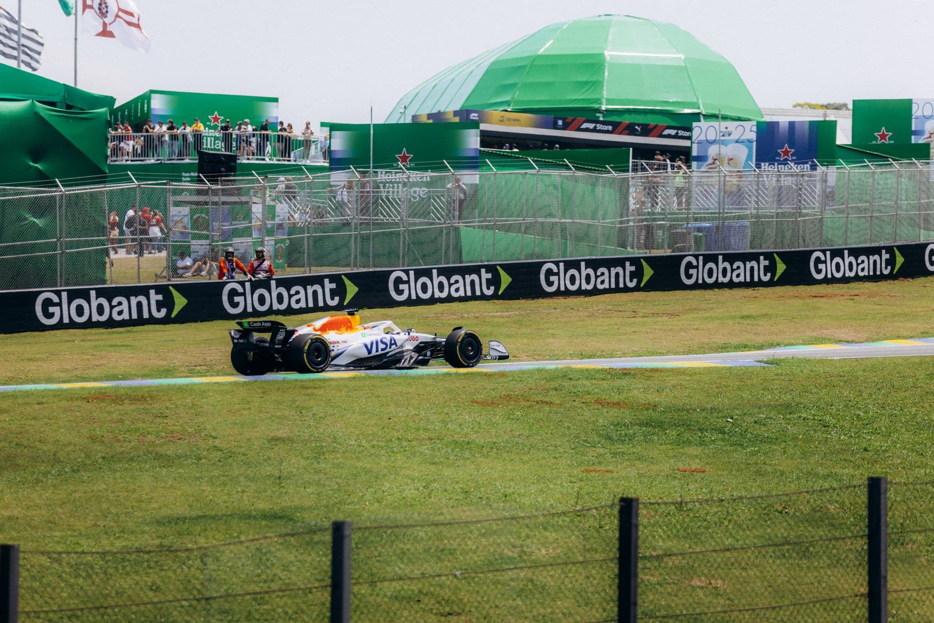 eSIM in Formula 1 Sao Paulo Grand Prix 1