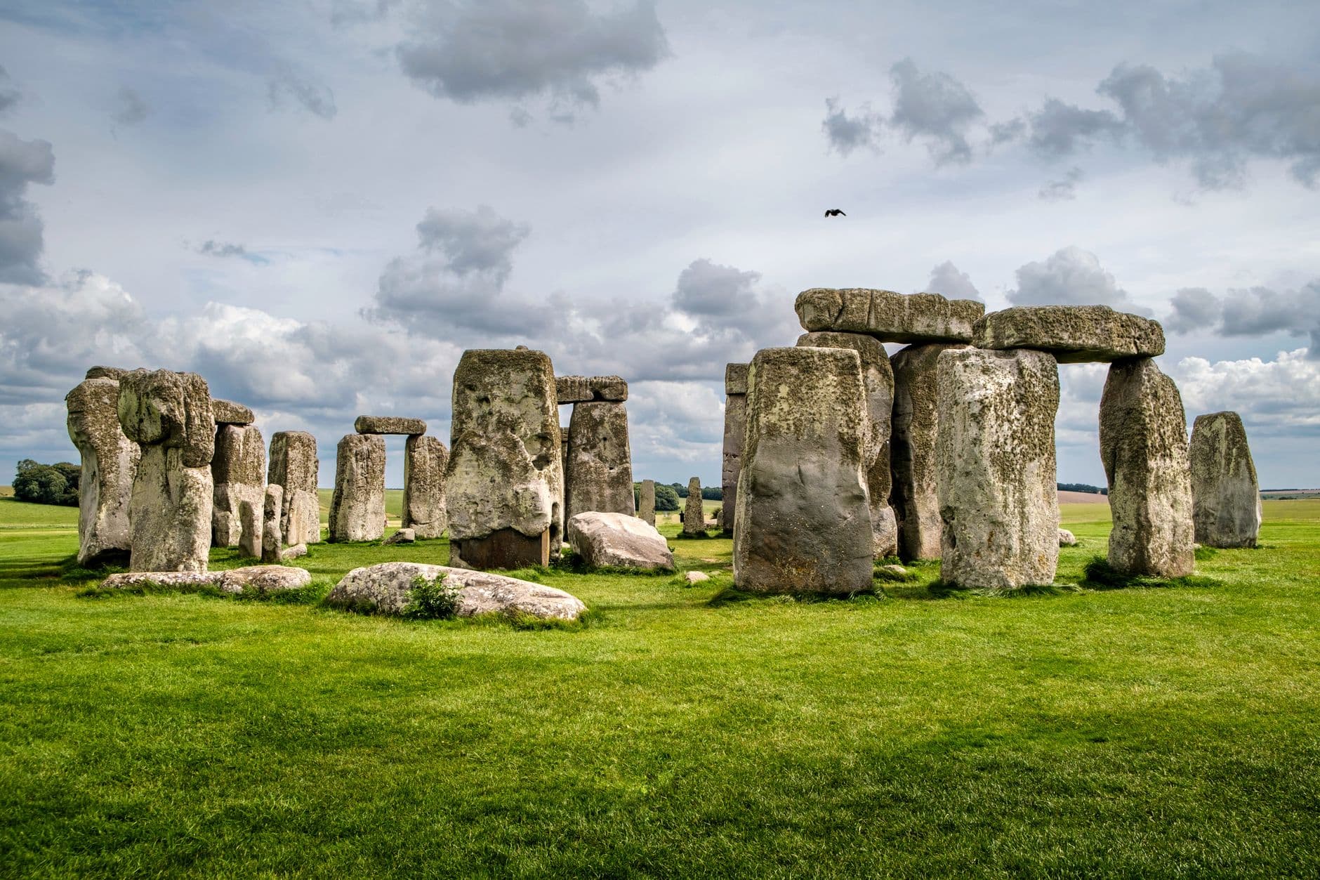 eSIM in Stonehenge 2