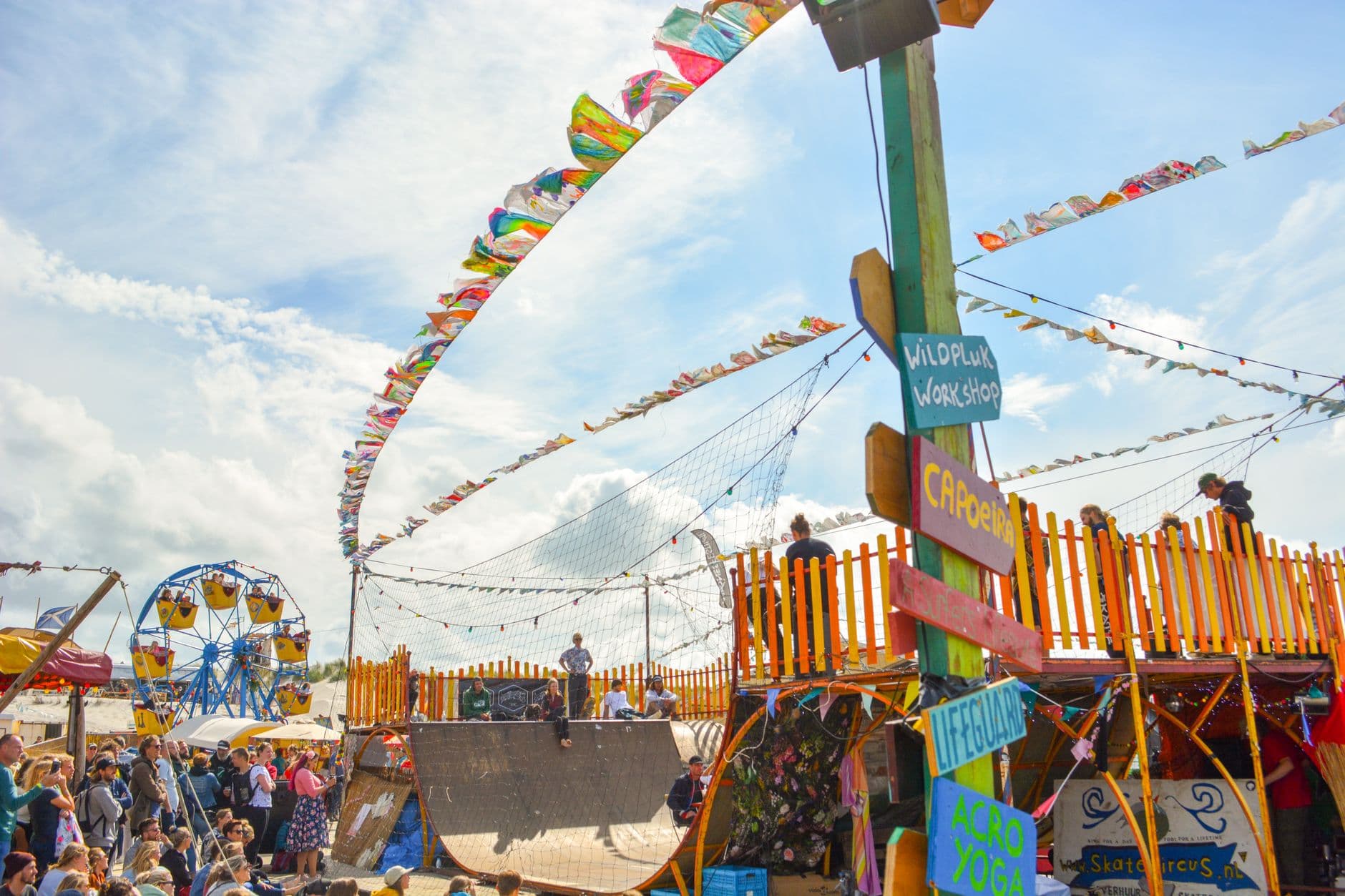 eSIM in Glastonbury Festival 2