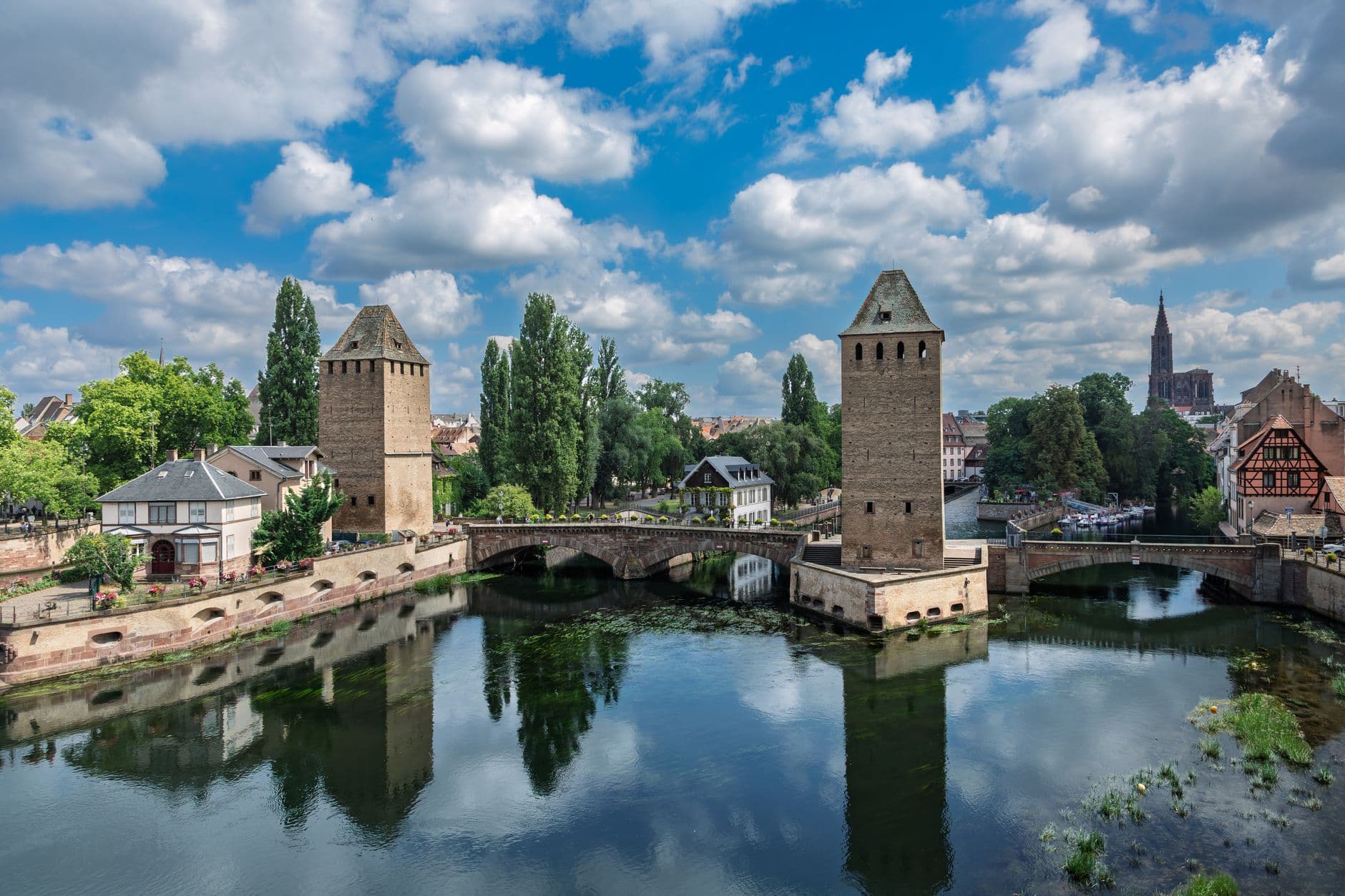 eSIM in Strasbourg 1