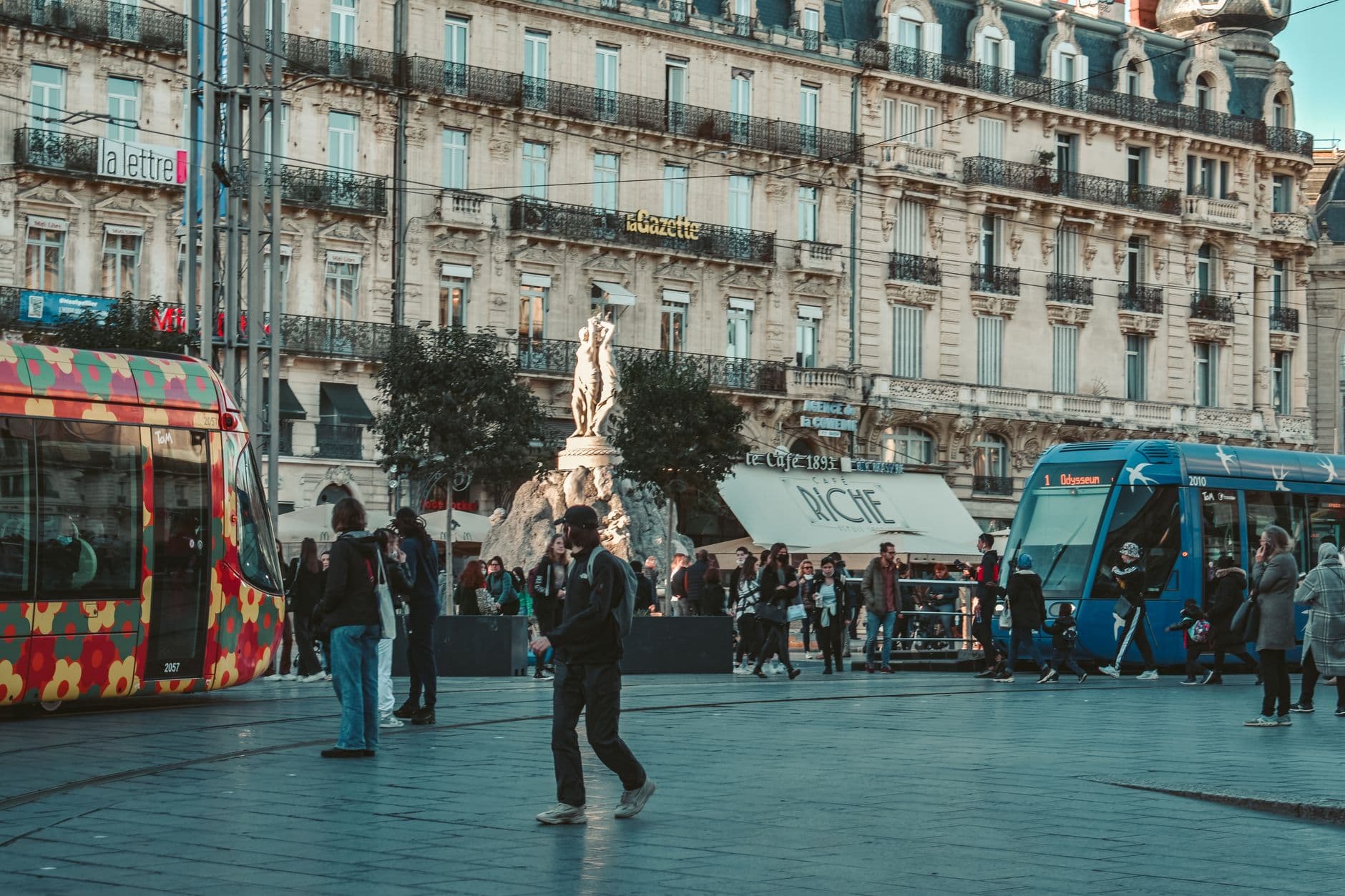 eSIM in Montpellier 2