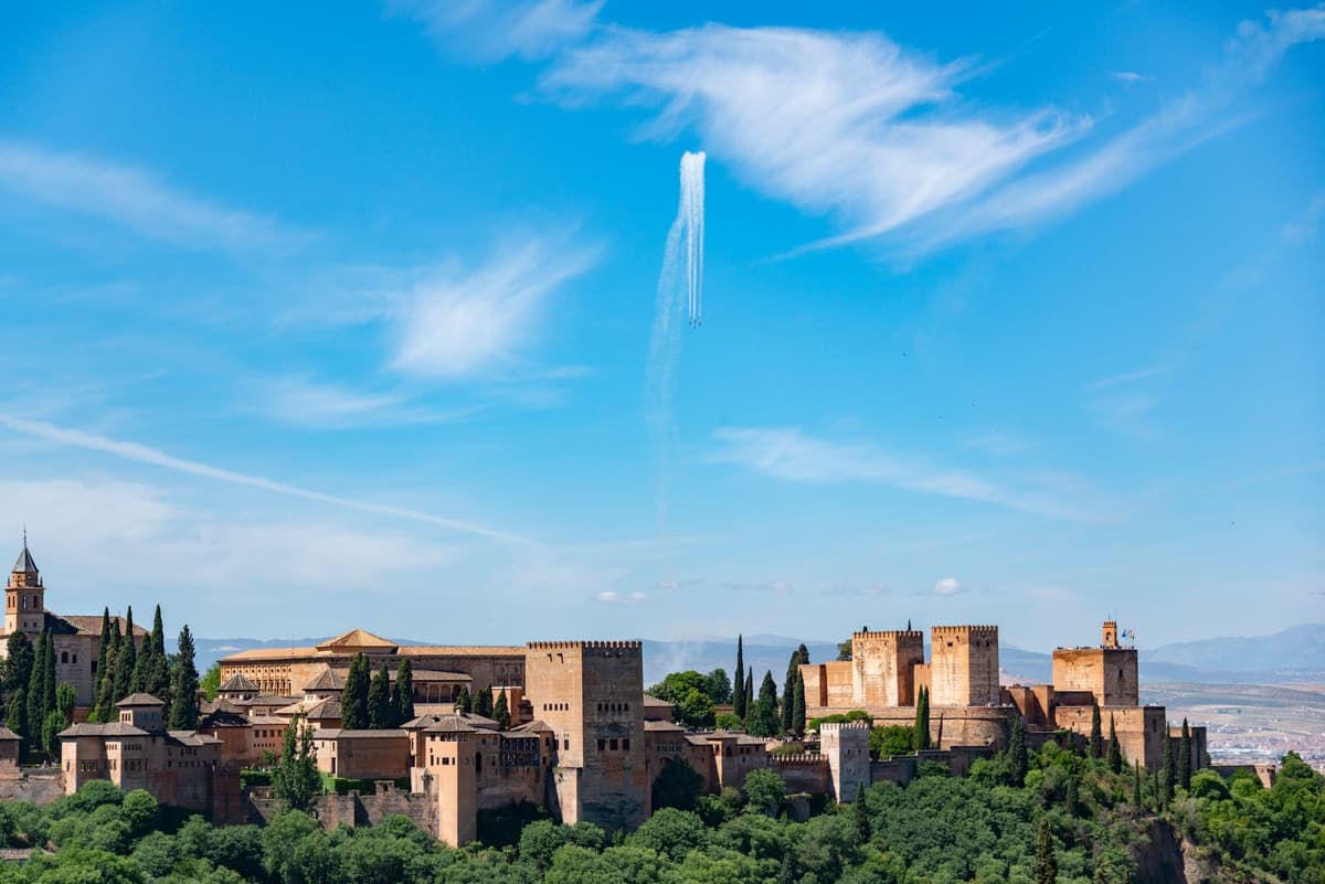 eSIM in Alhambra 1