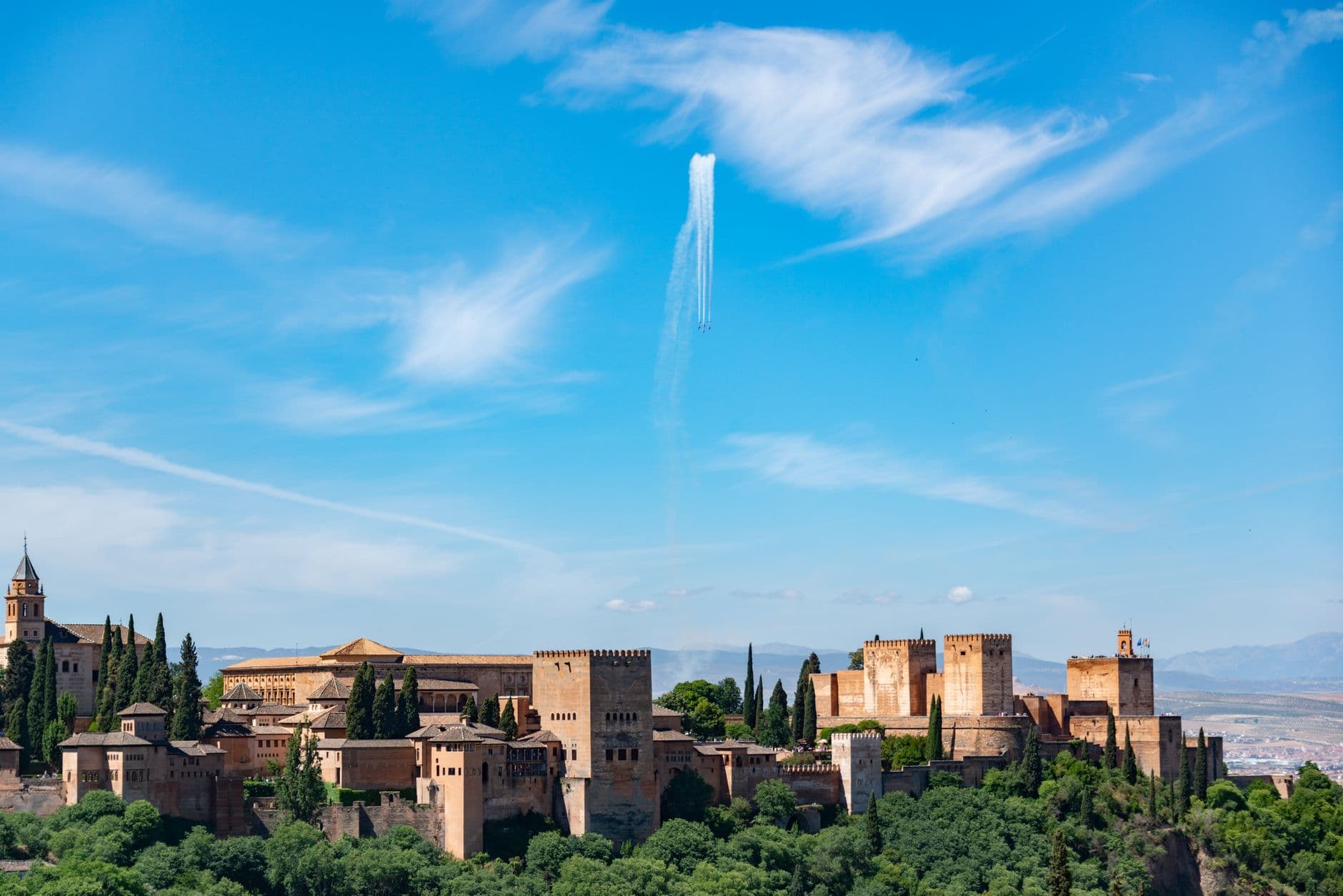 eSIM in Alhambra 1