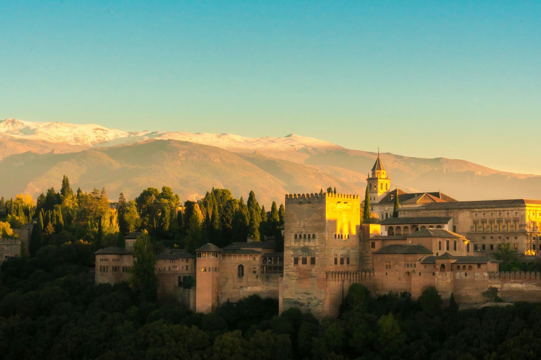 eSIM in Alhambra 2