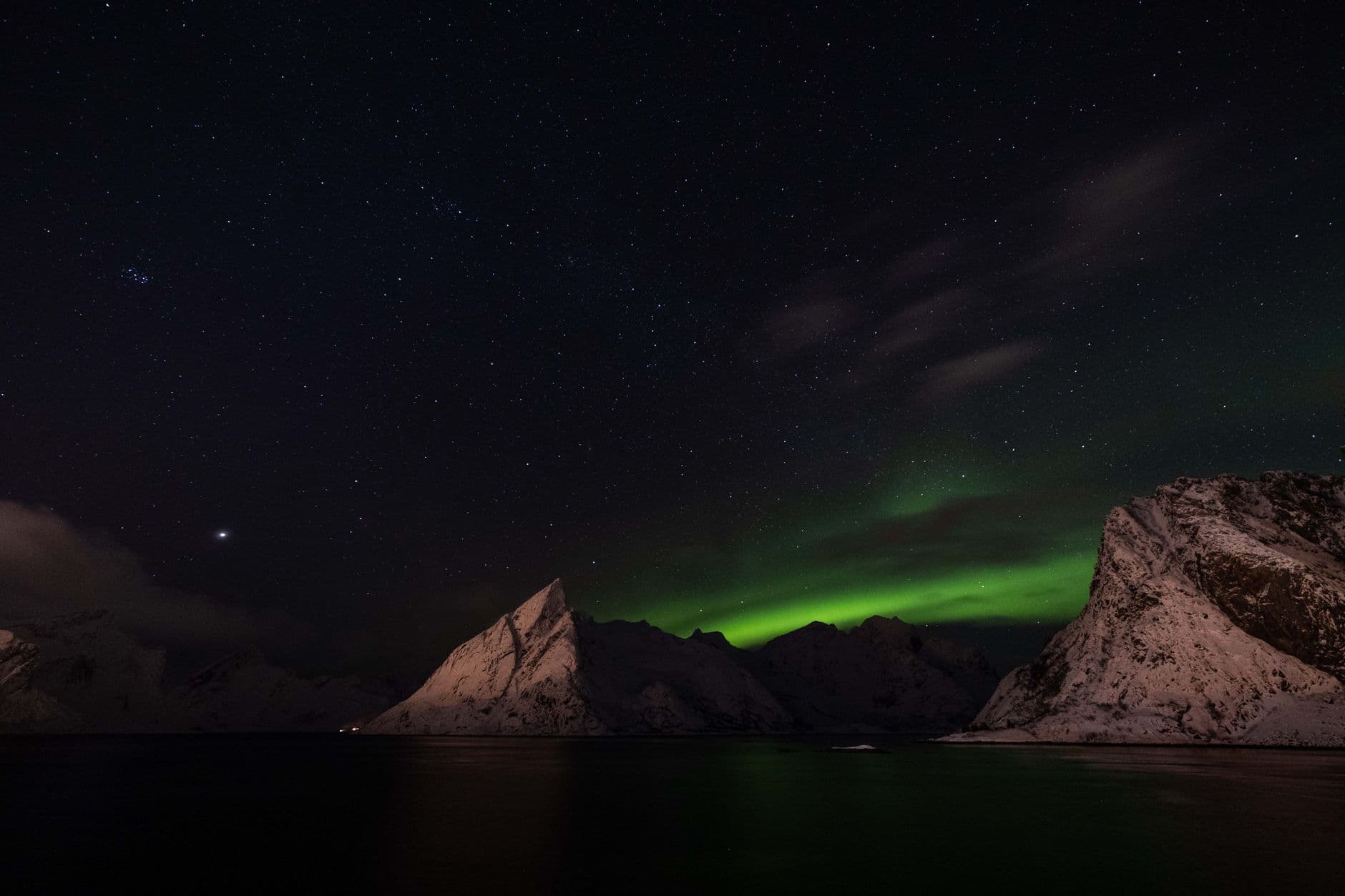 eSIM in Northern Lights Norway 2