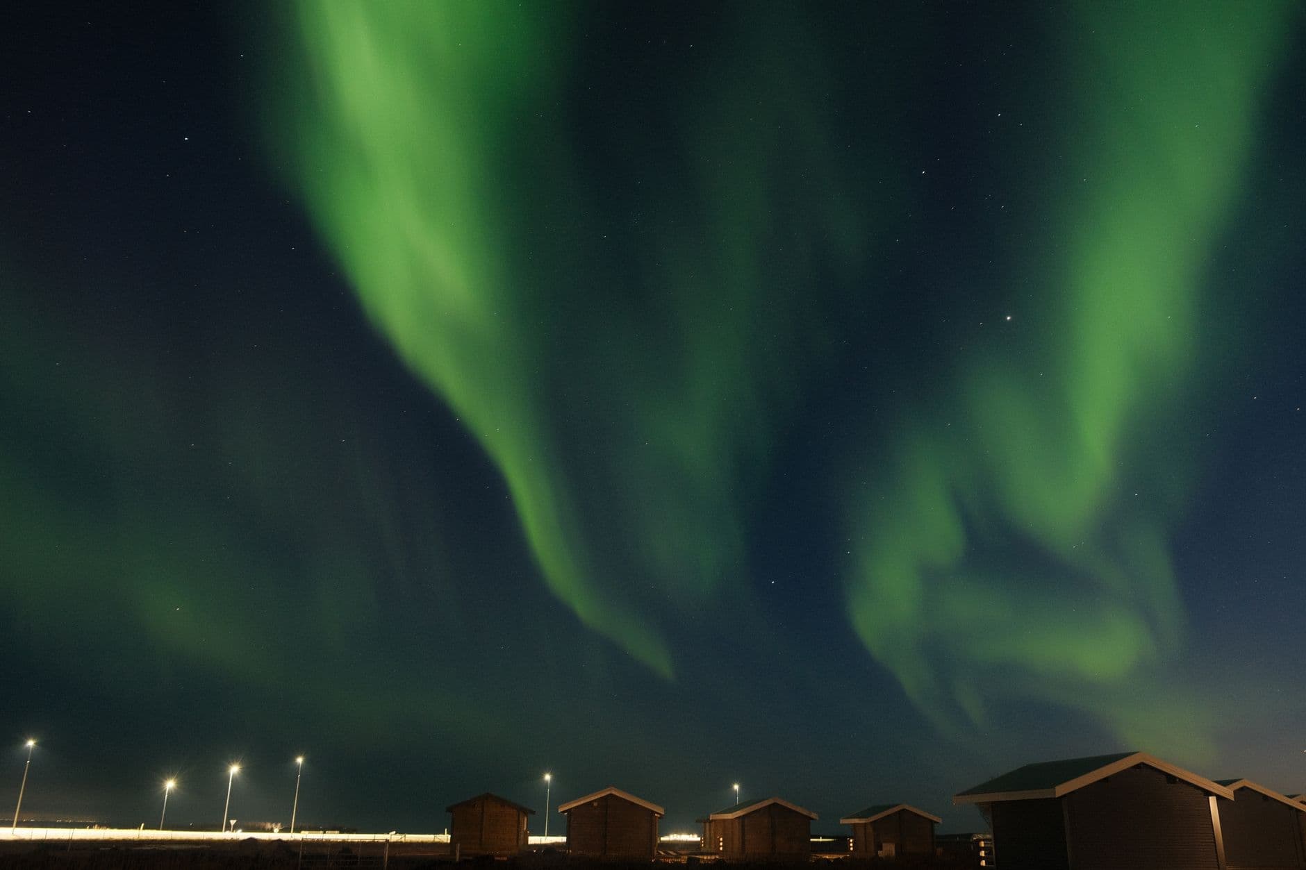 eSIM in Northern Lights Iceland 1
