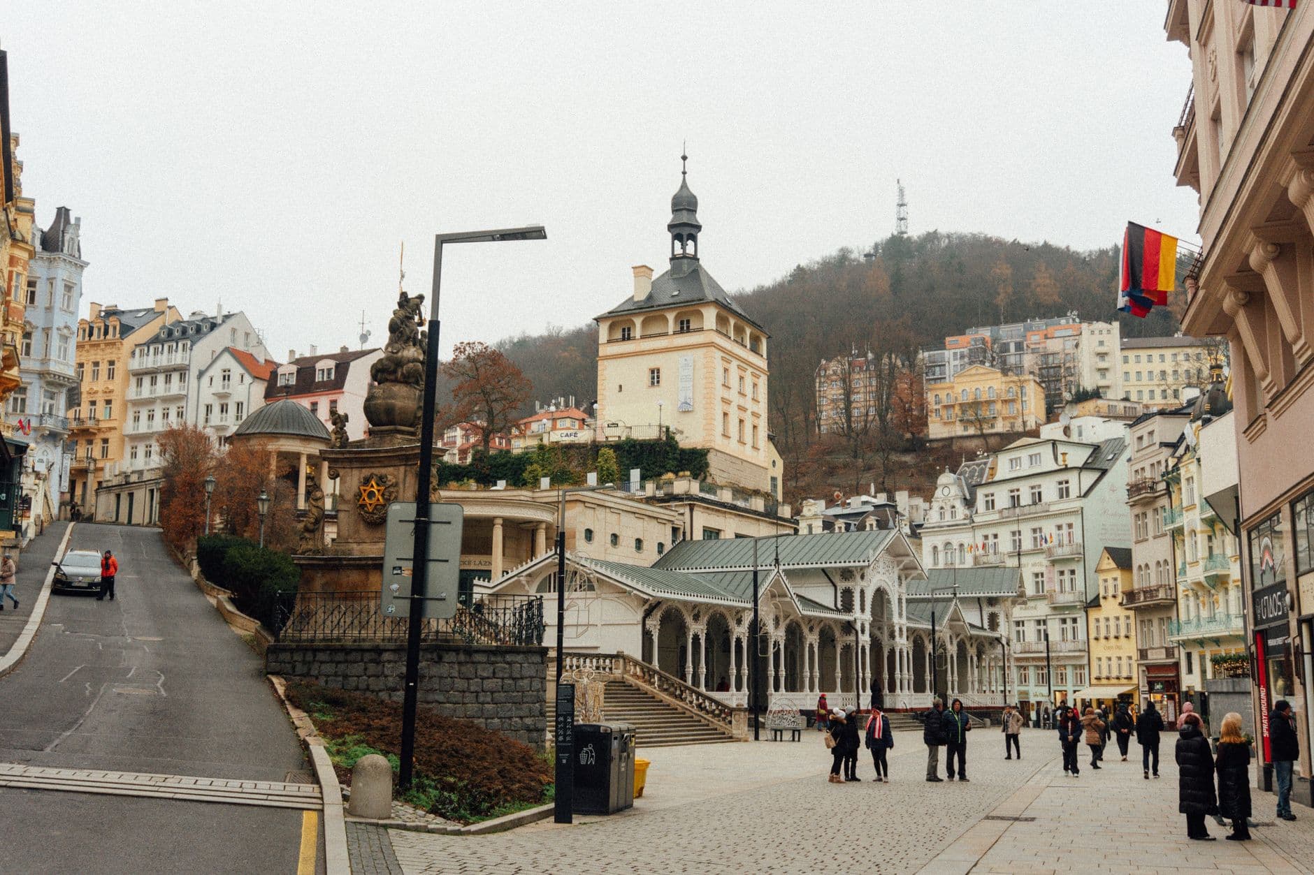 eSIM in Karlovy Vary 1