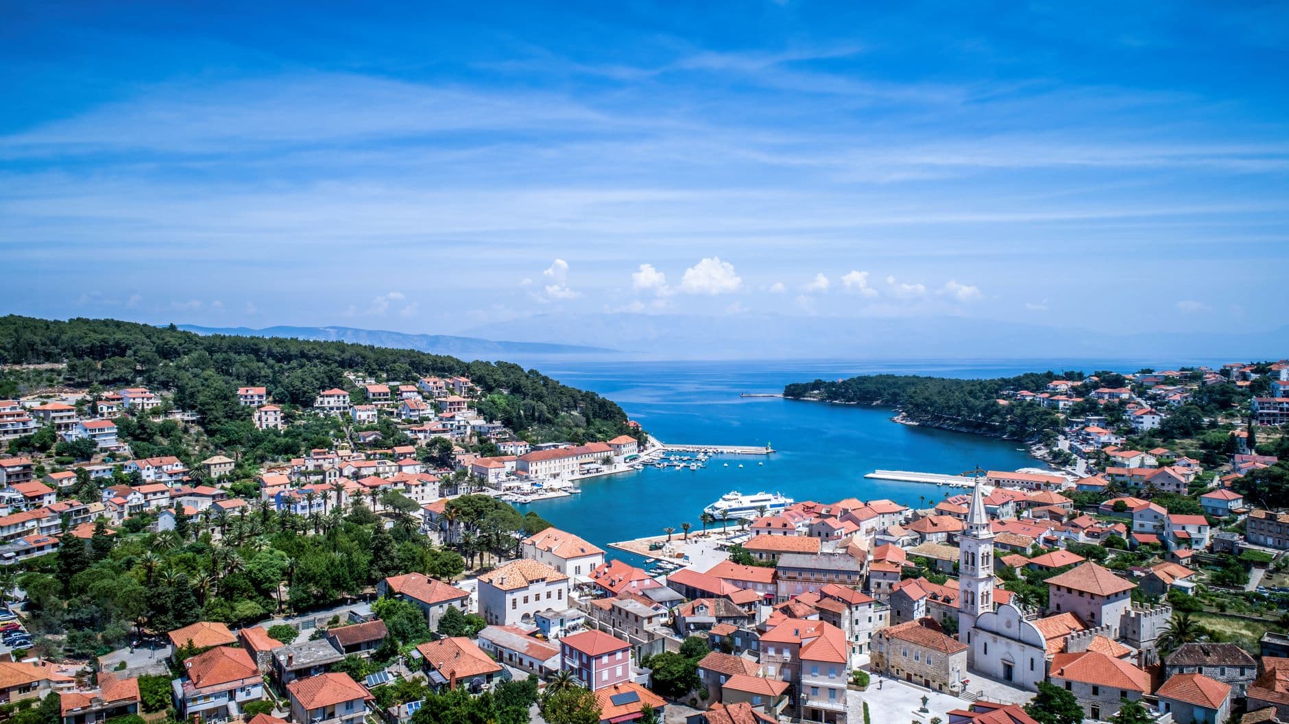 eSIM in Hvar 1