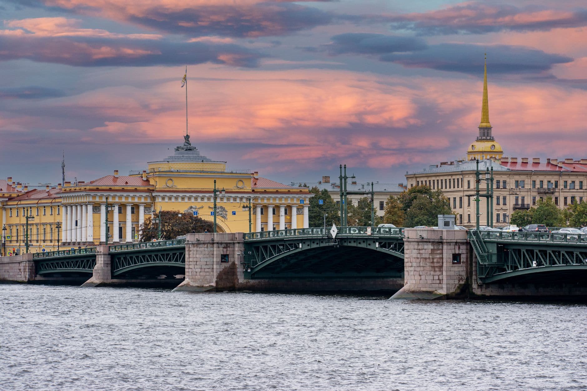 eSIM in St Petersburg 1