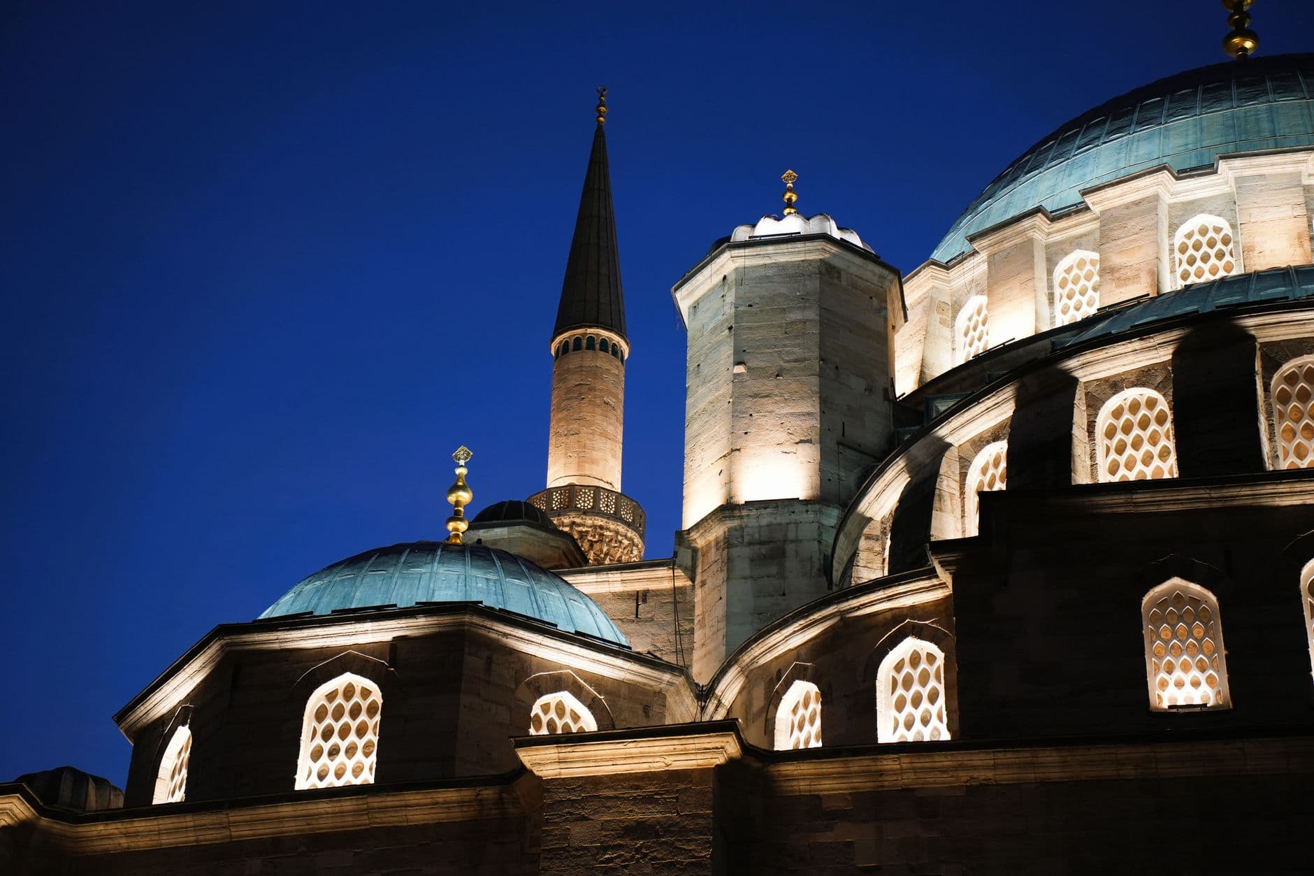 eSIM in Blue Mosque 2