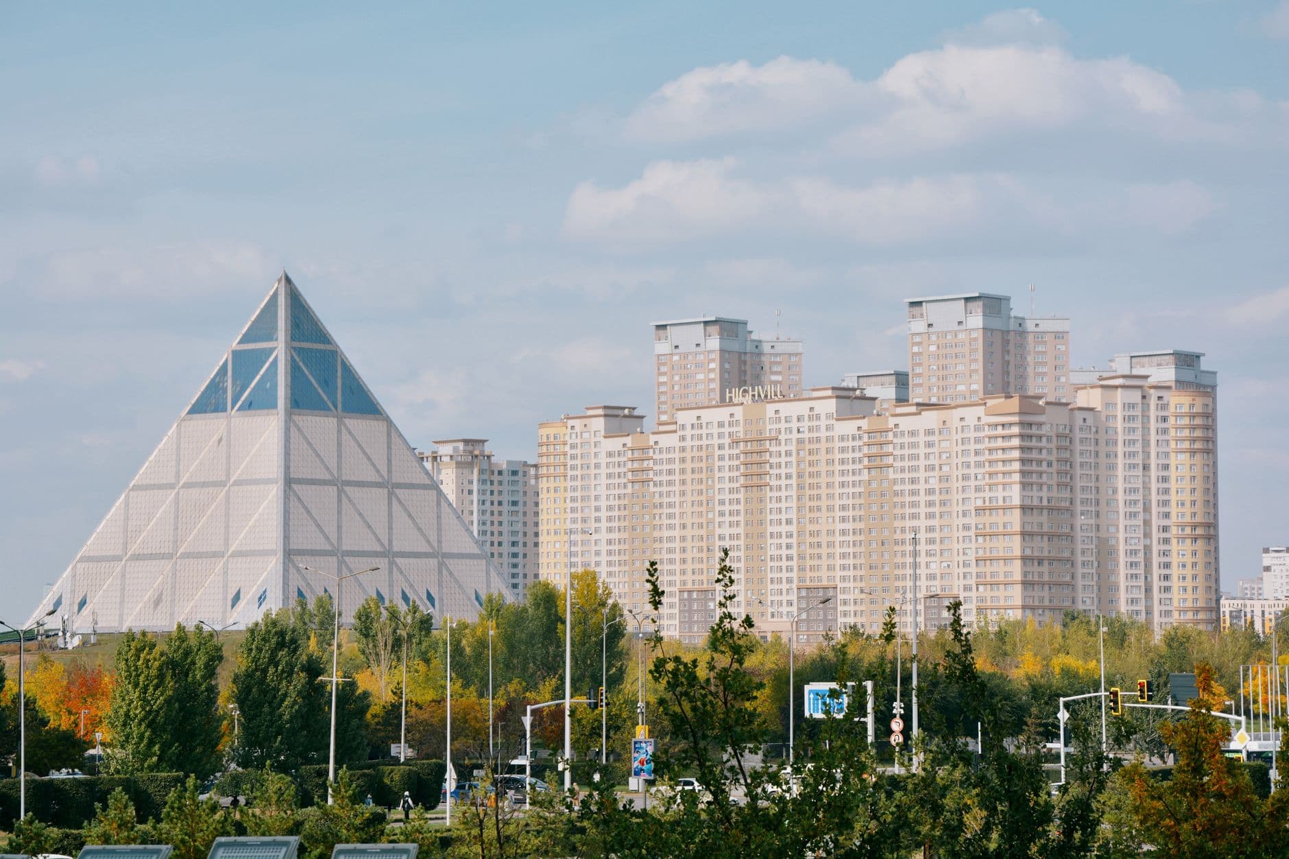 eSIM in Astana 2