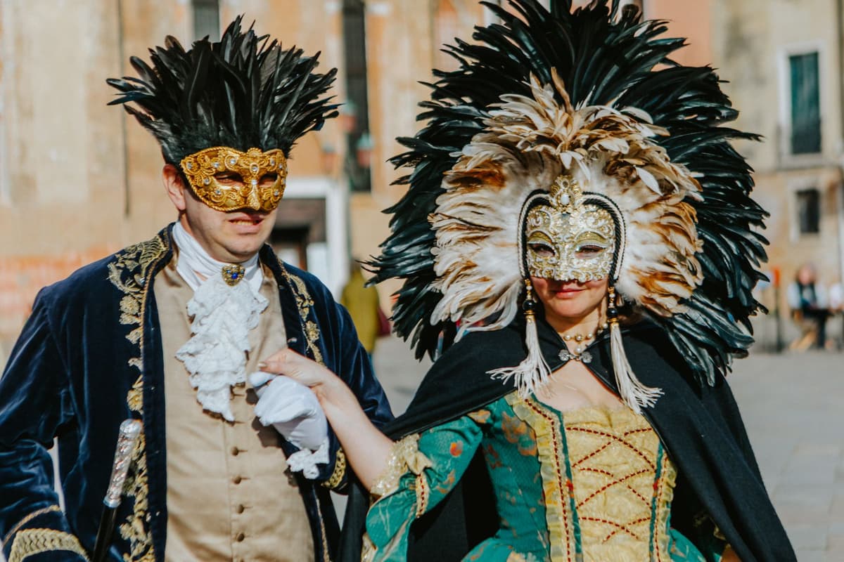 eSIM in Venice Carnival 2