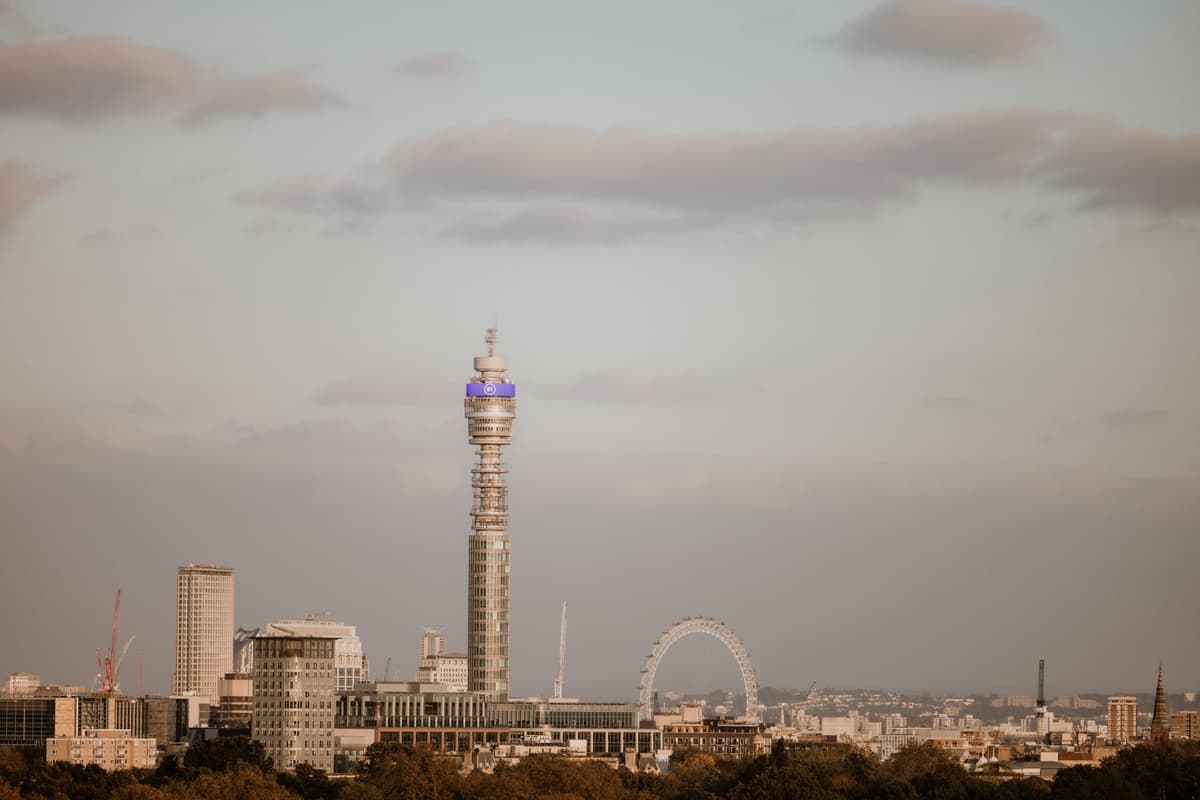 eSIM in London 2