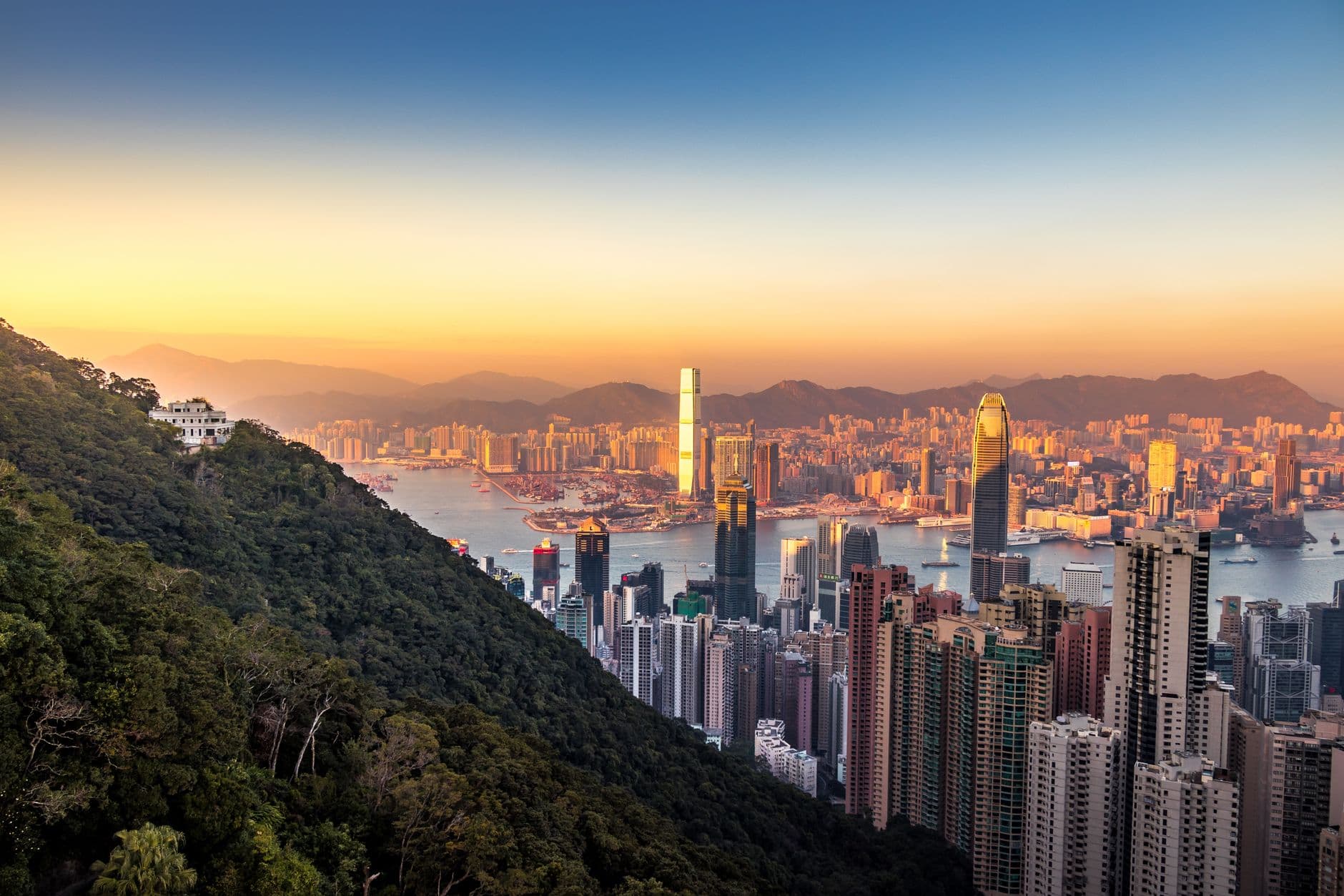 eSIM in Victoria Peak 1