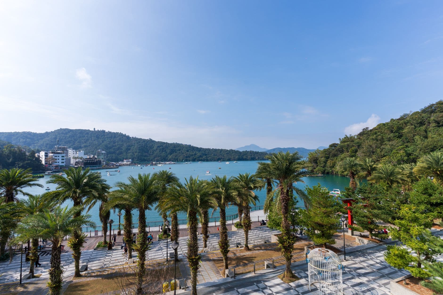 eSIM in Sun Moon Lake 1