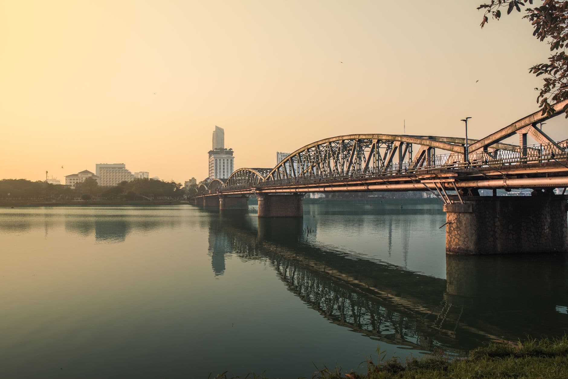 eSIM in Hue 1