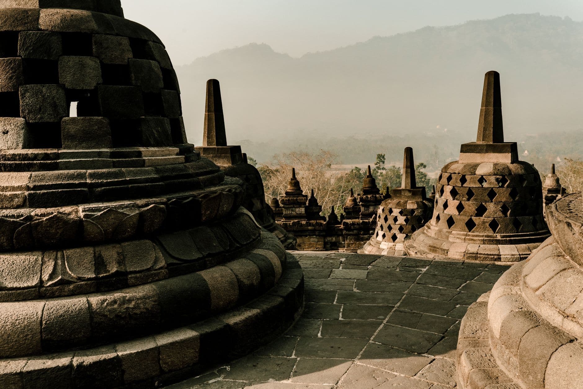 eSIM in Borobudur 1